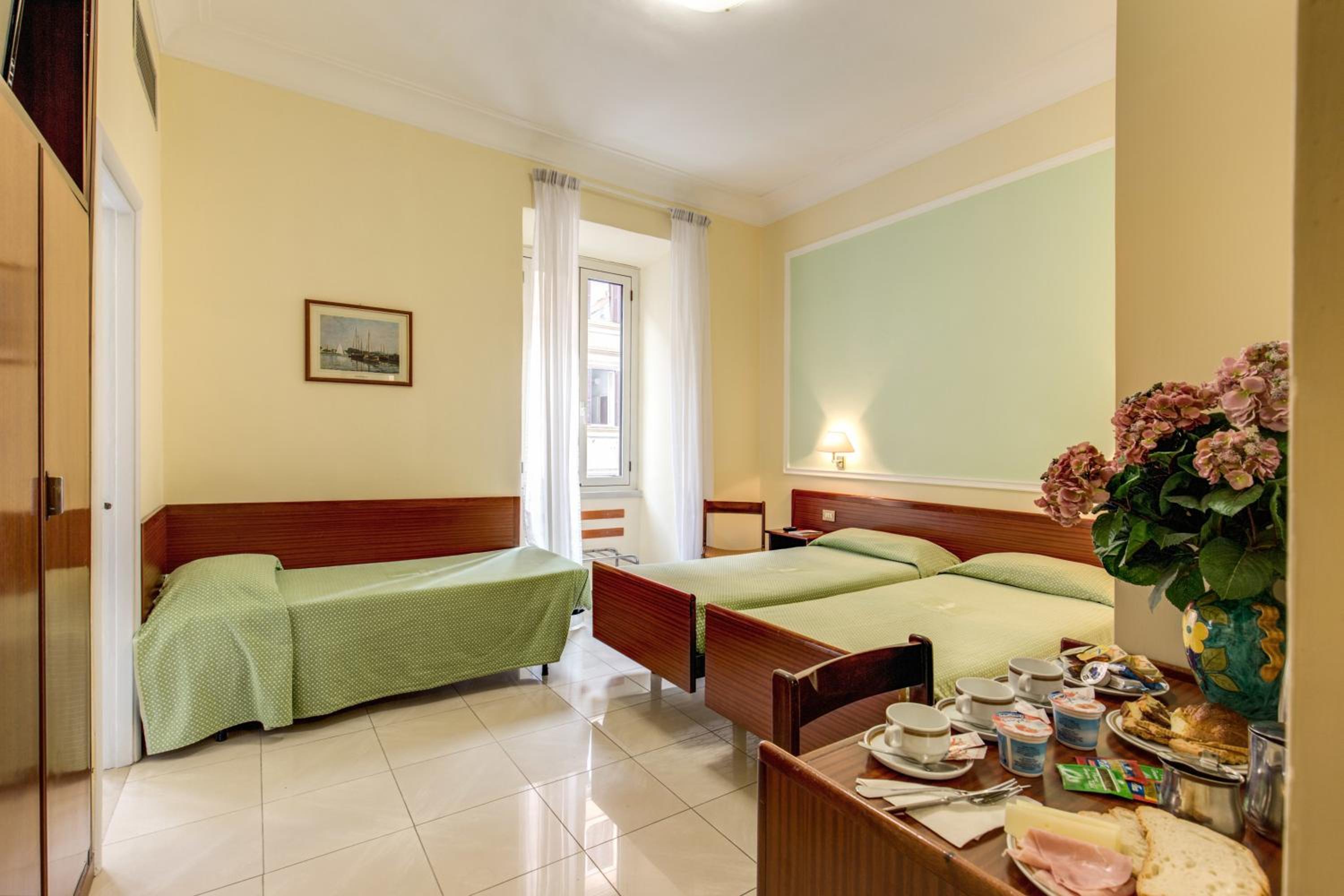 Triple Room photo 1
