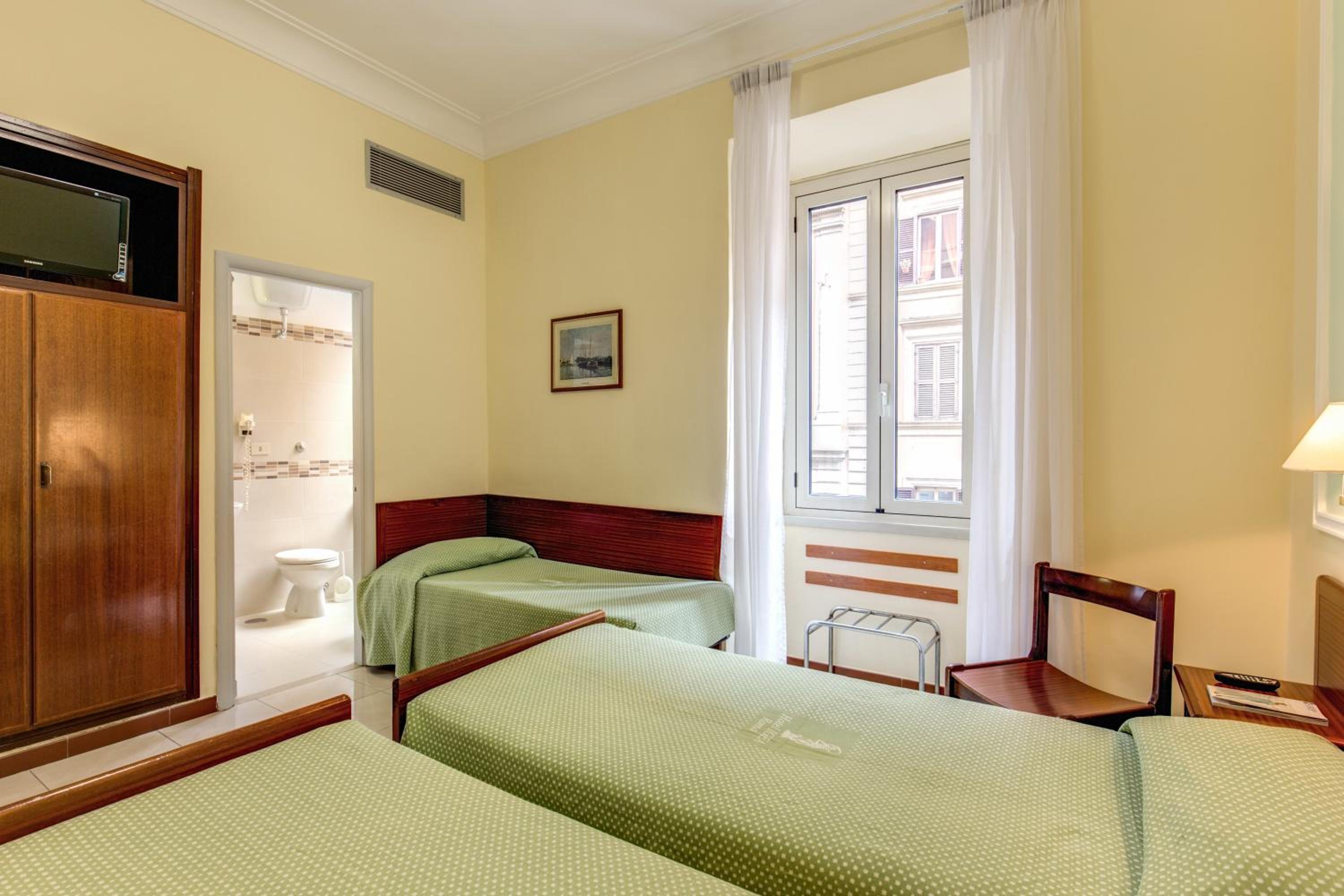 Triple Room photo 3