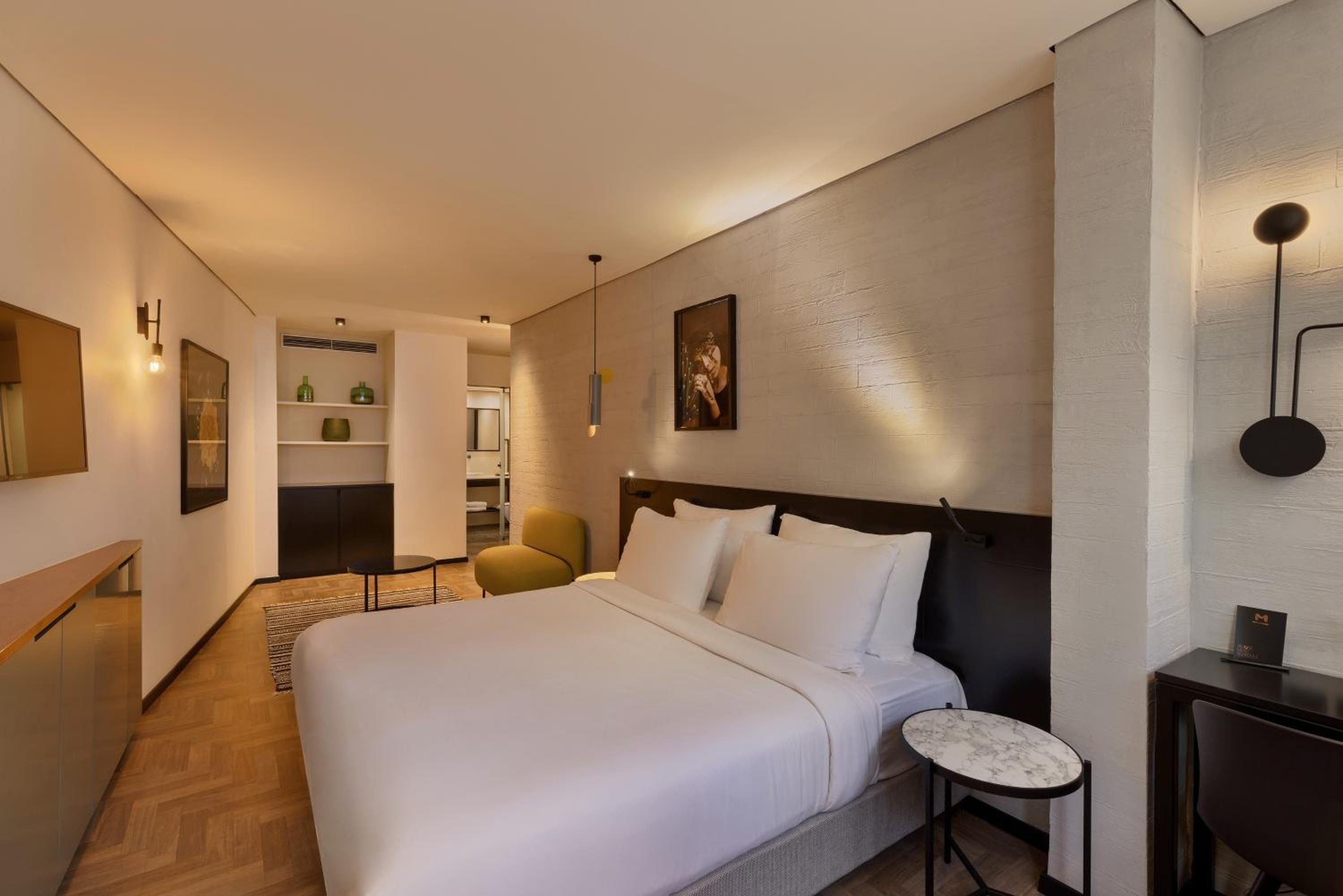 Grand Deluxe - Photo 1