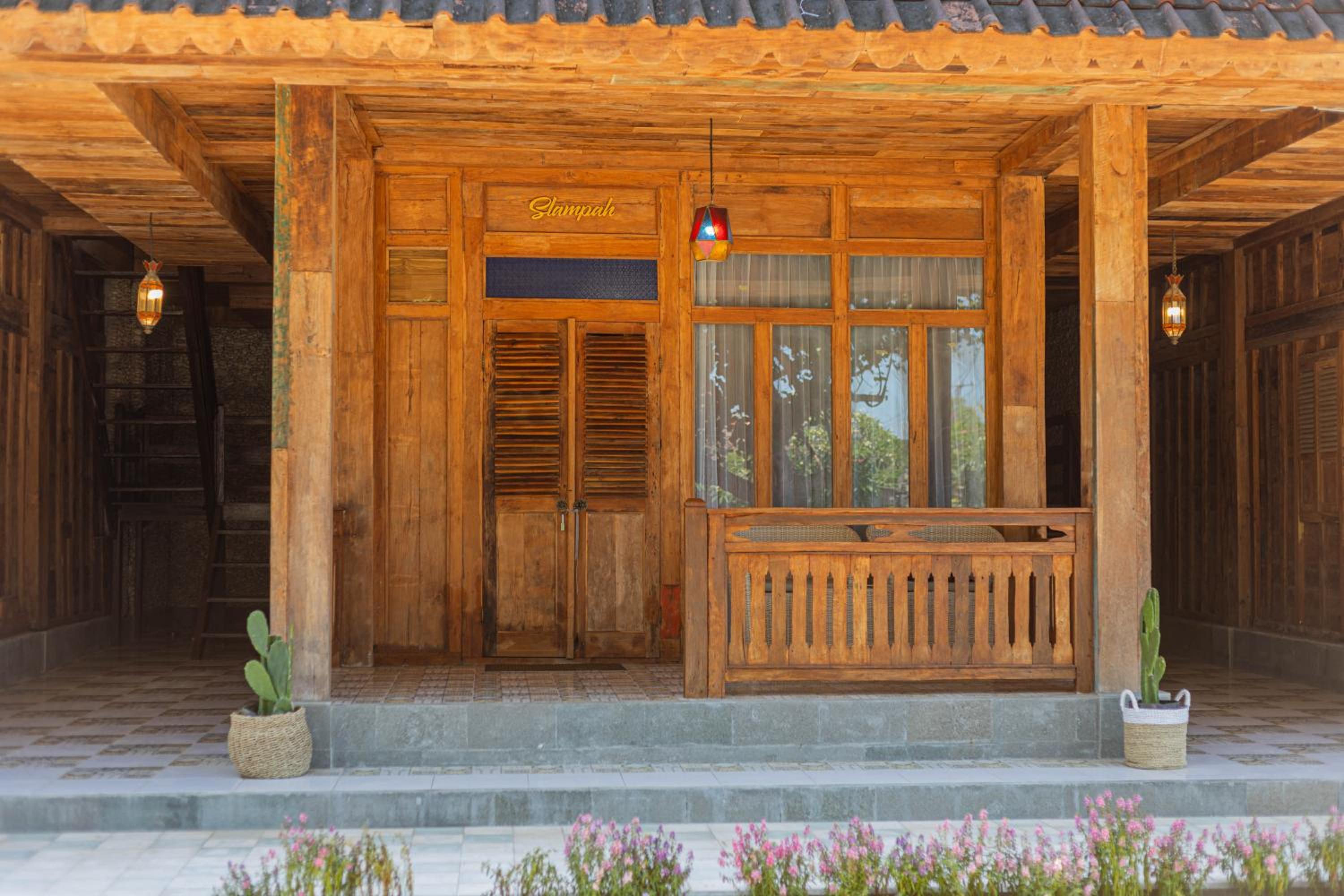 Deluxe Bungalow with Garden View - Photo 6