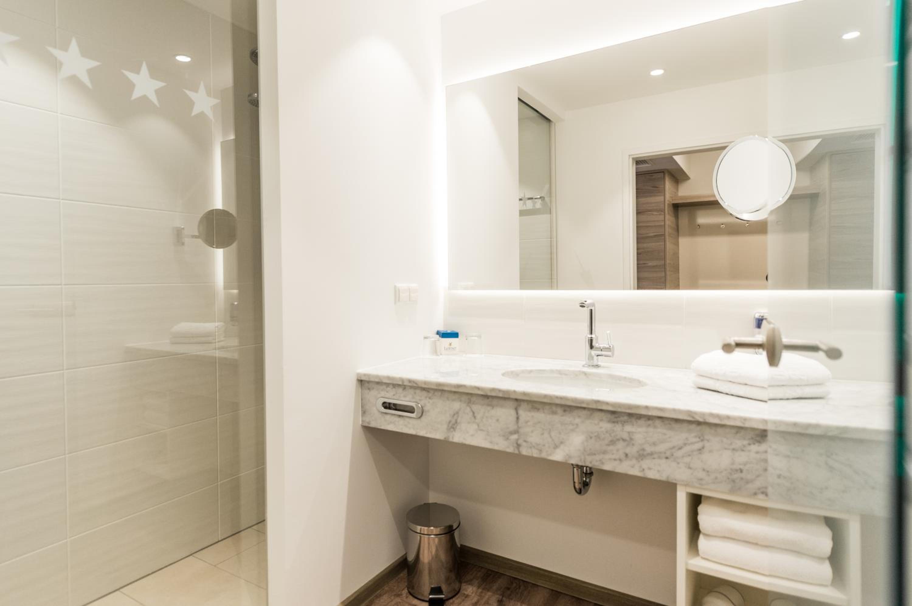 Double Room Typ B with Thermal Bath Access photo 3