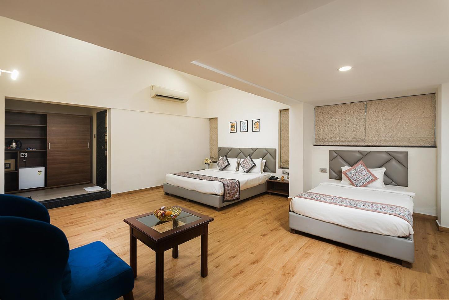 Suite Room - Photo 2