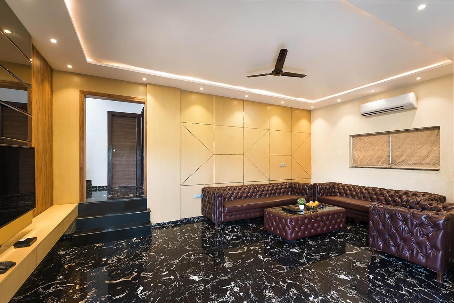 Royal Villa 4 BHK - Photo 2