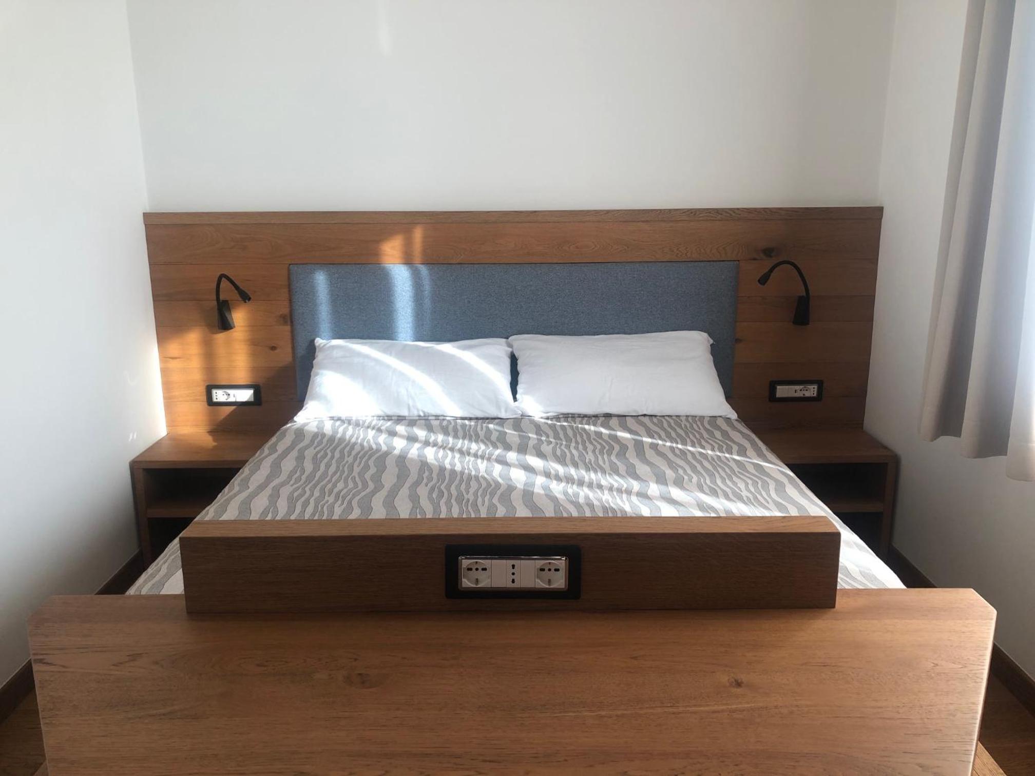 Quadruple Room with Private Bathroom