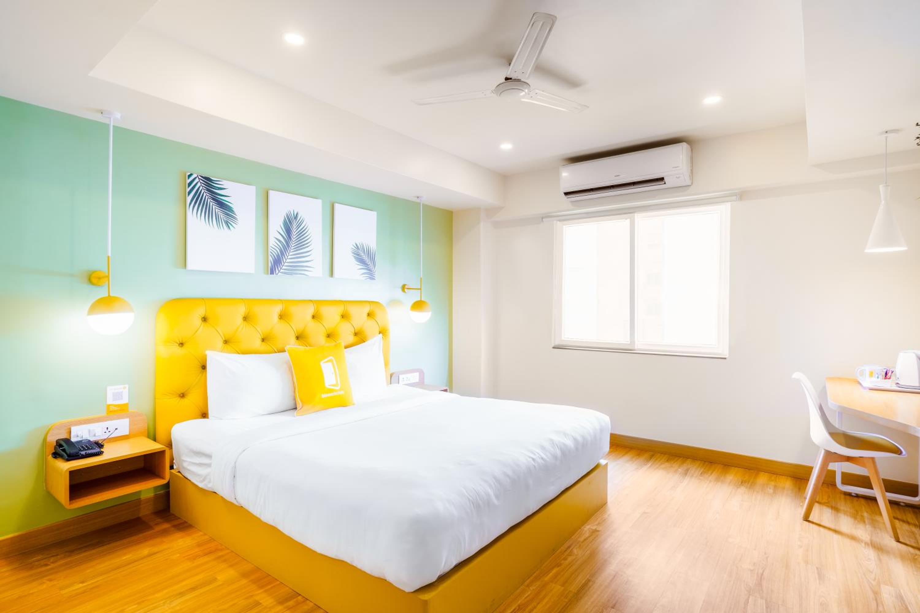 Standard King Room - Photo 4