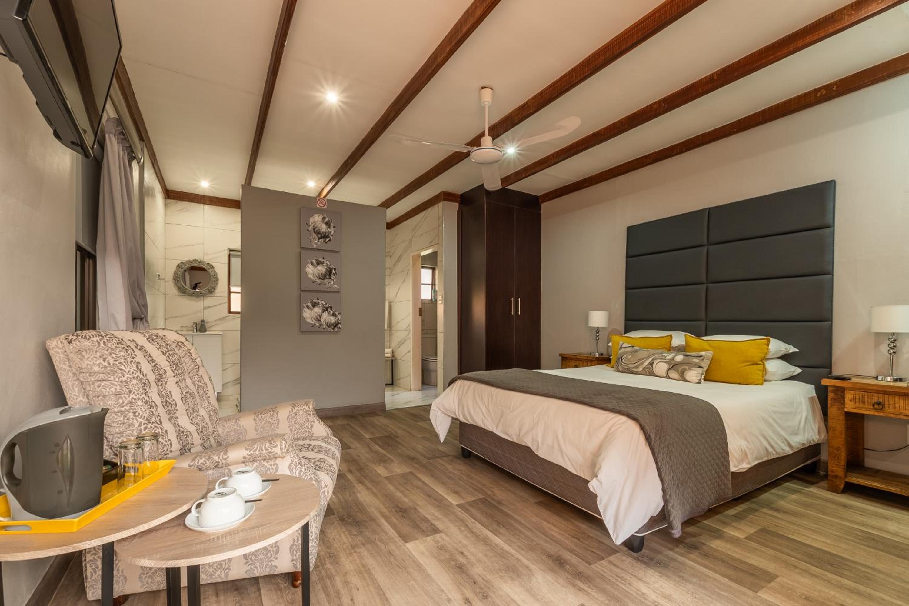 Double Room - Photo 1