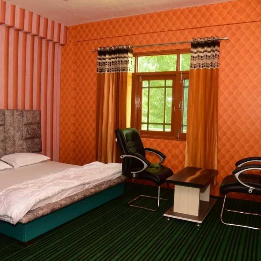 Classic Triple Room