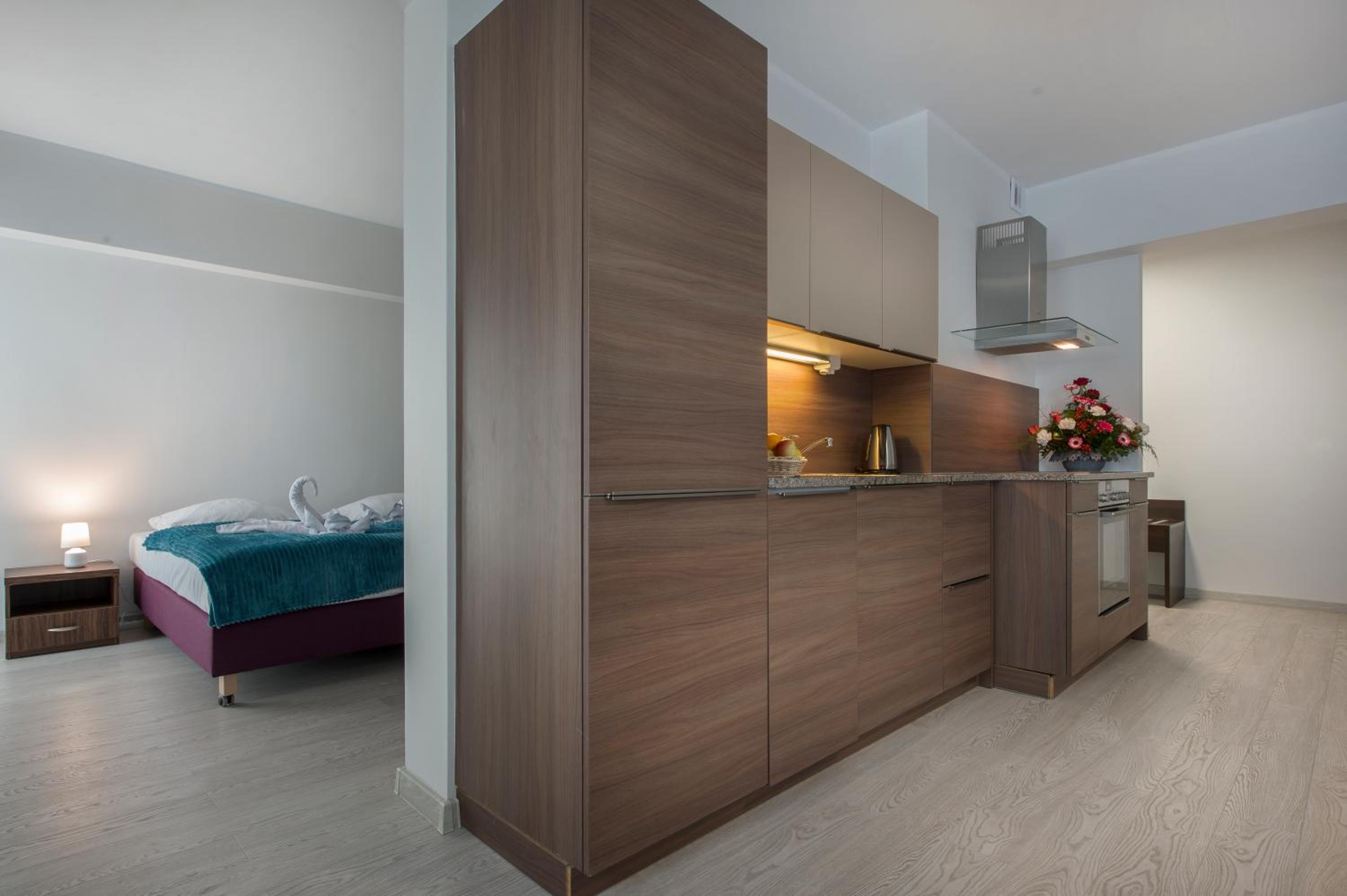 Two-Bedroom Apartment - Photo 7