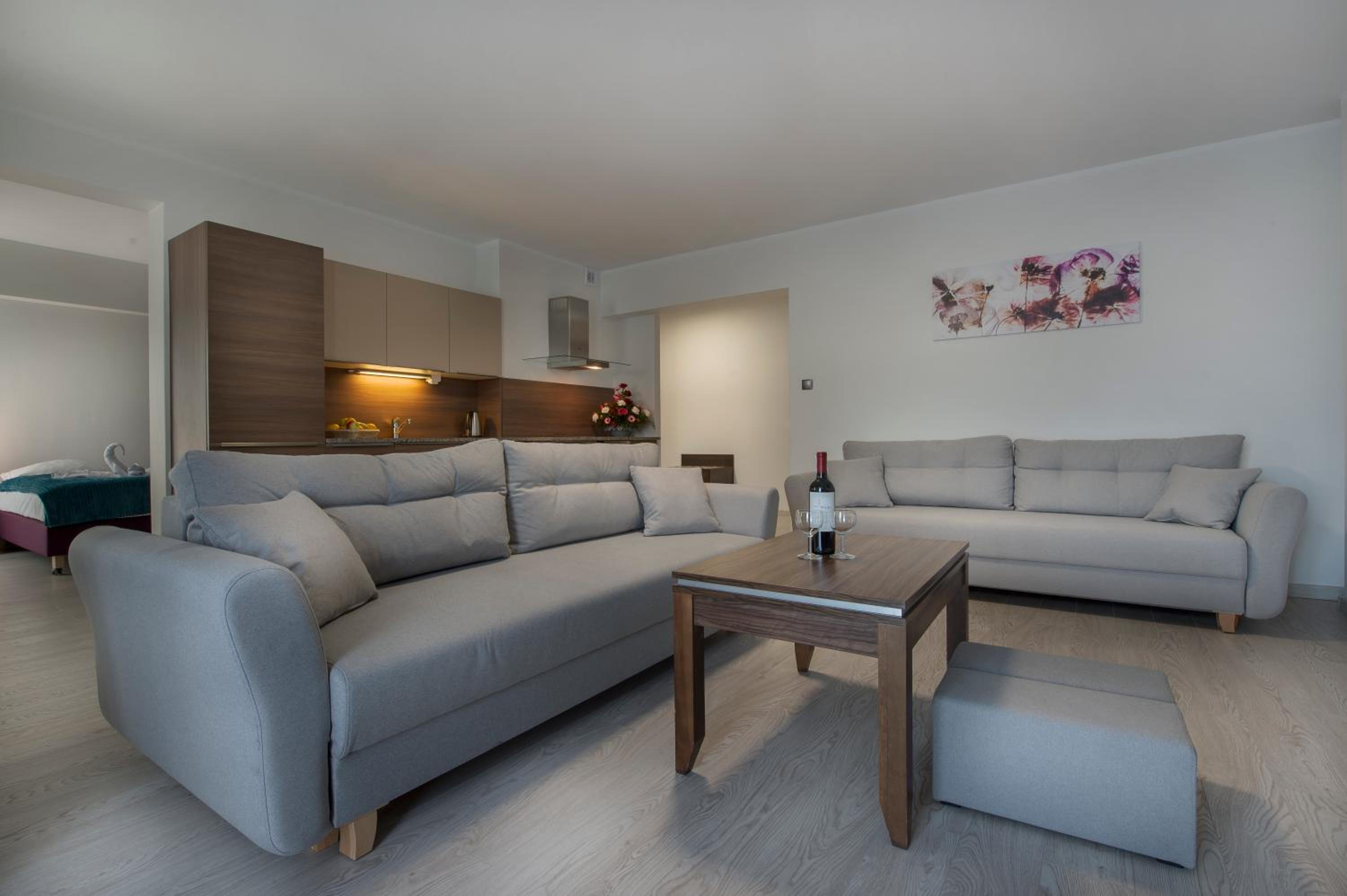 Two-Bedroom Apartment - Photo 9