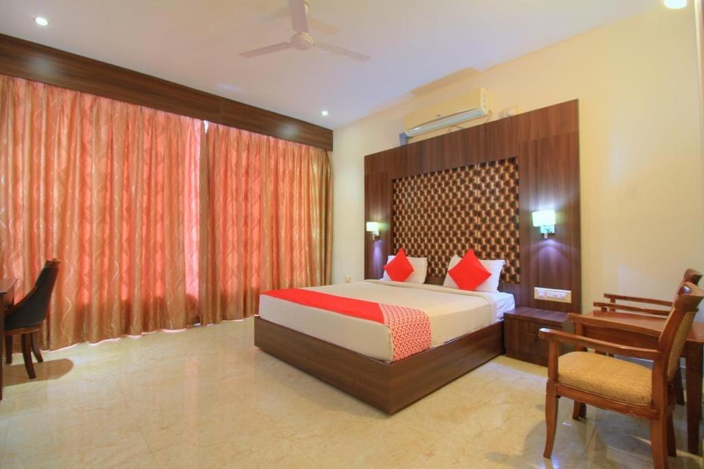 Standard Double Room with Fan photo 3