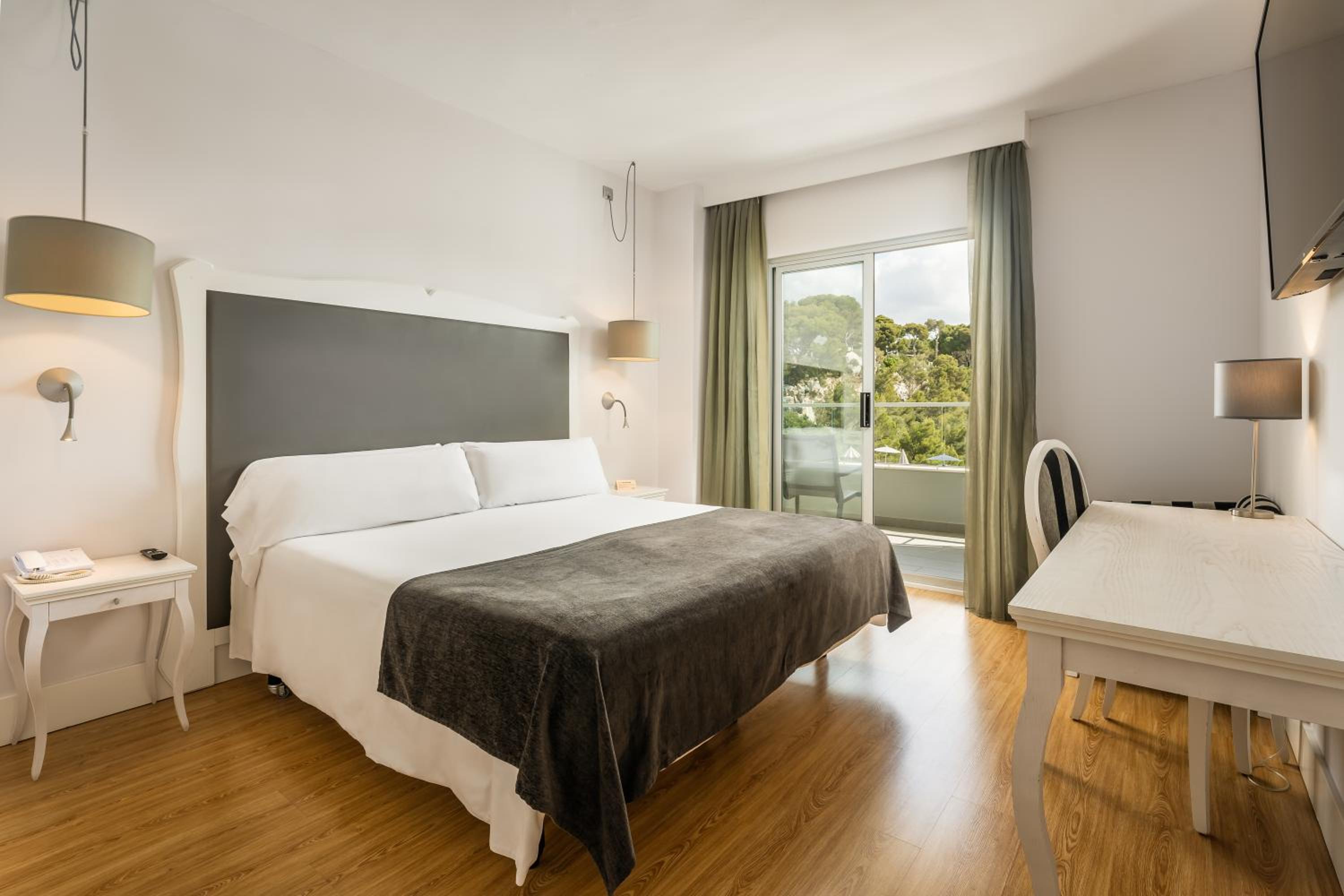 Habitación Doble Deluxe con Terraza Habitación Doble Deluxe con Terraza