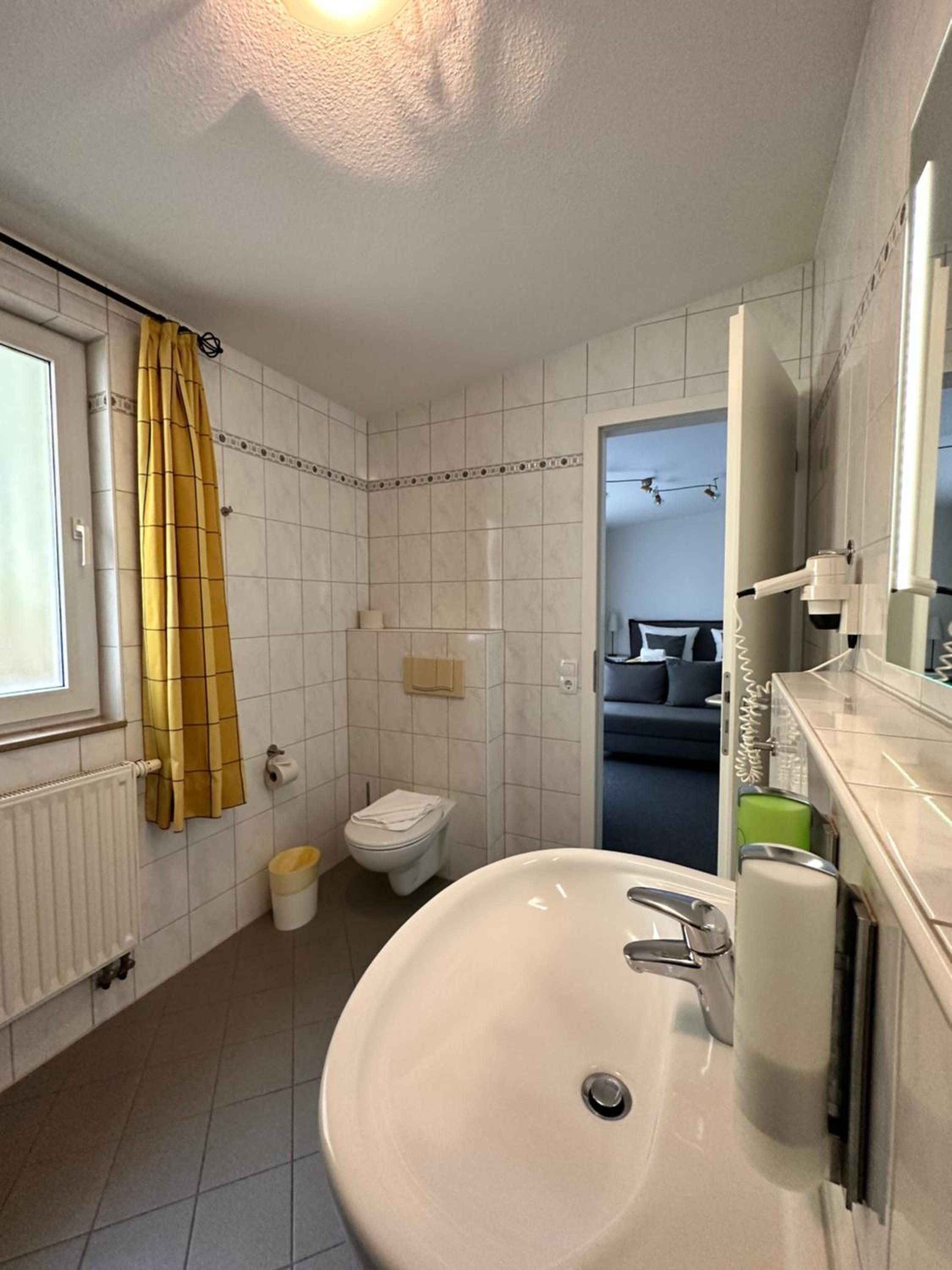 Double Room - Photo 4