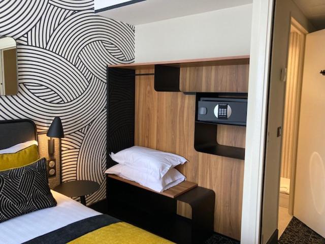 Deluxe Double or Twin Room - Photo 3