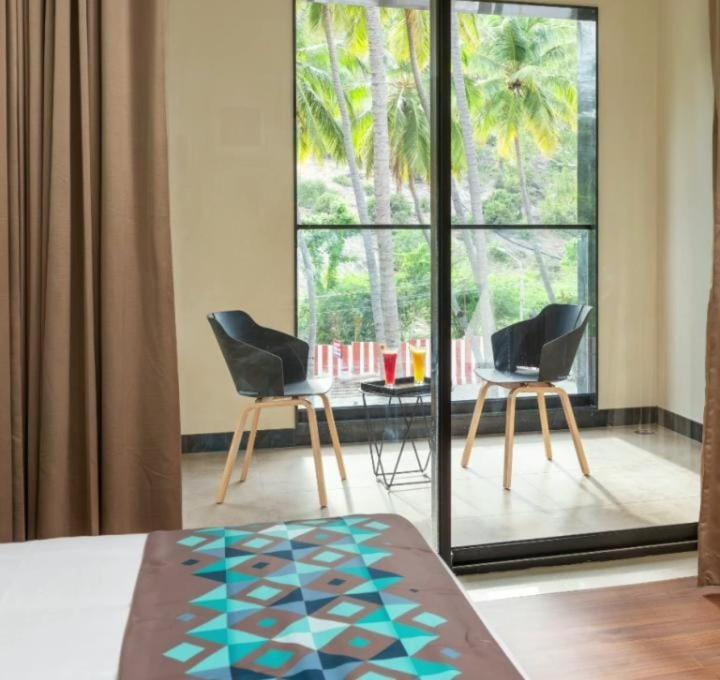 Deluxe Double Room with Balcony photo 1