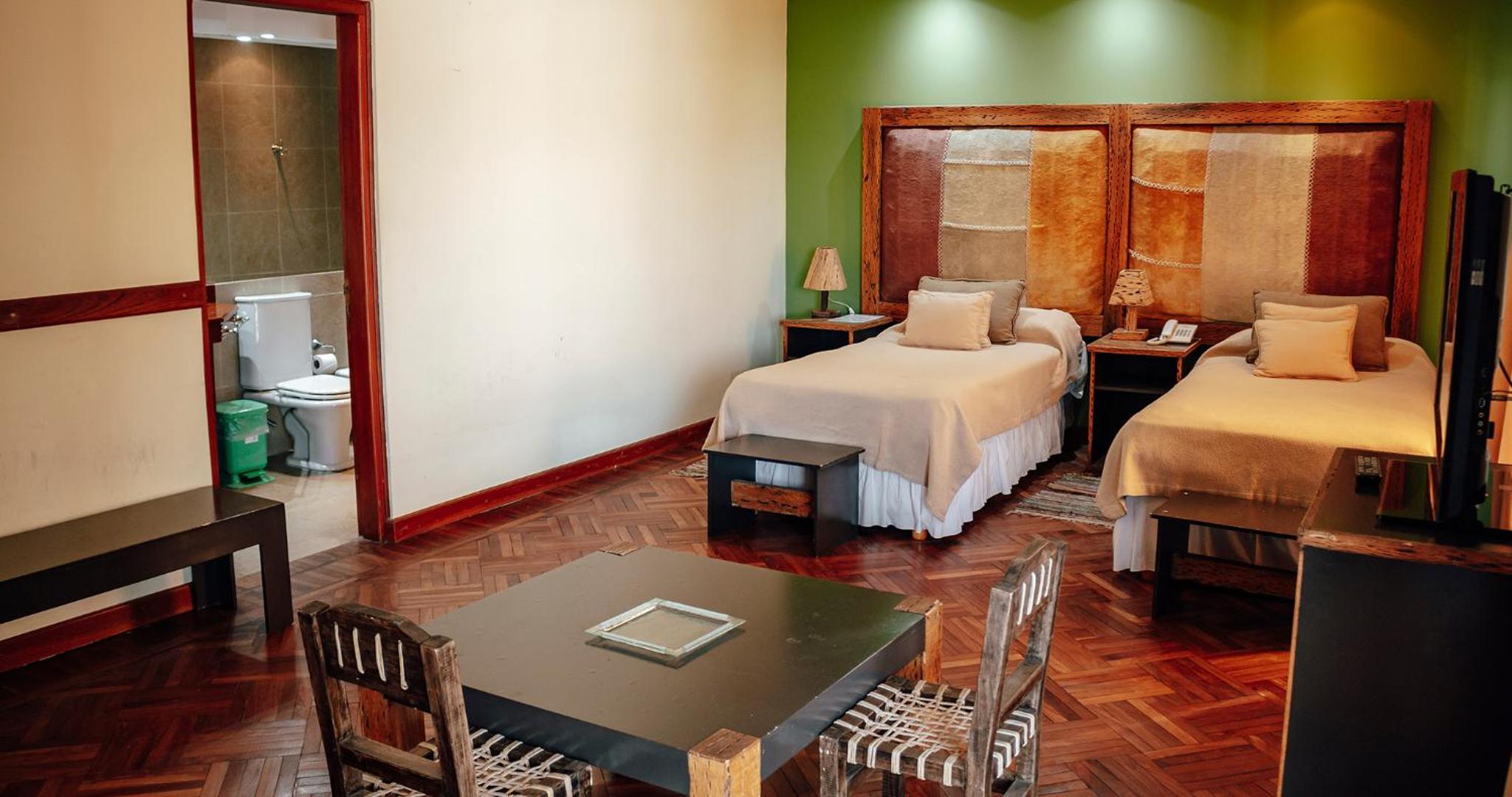 Deluxe Suite With Spa Bath photo 2
