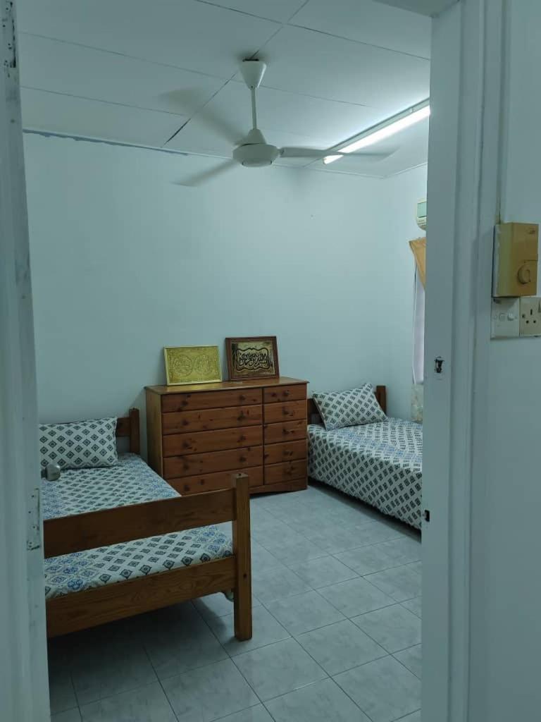 Three-Bedroom House photo 1