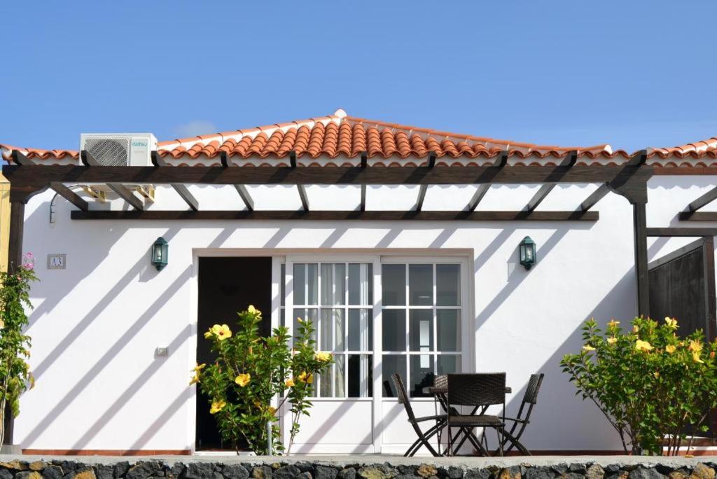 One-Bedroom Villa With Pool View photo 2