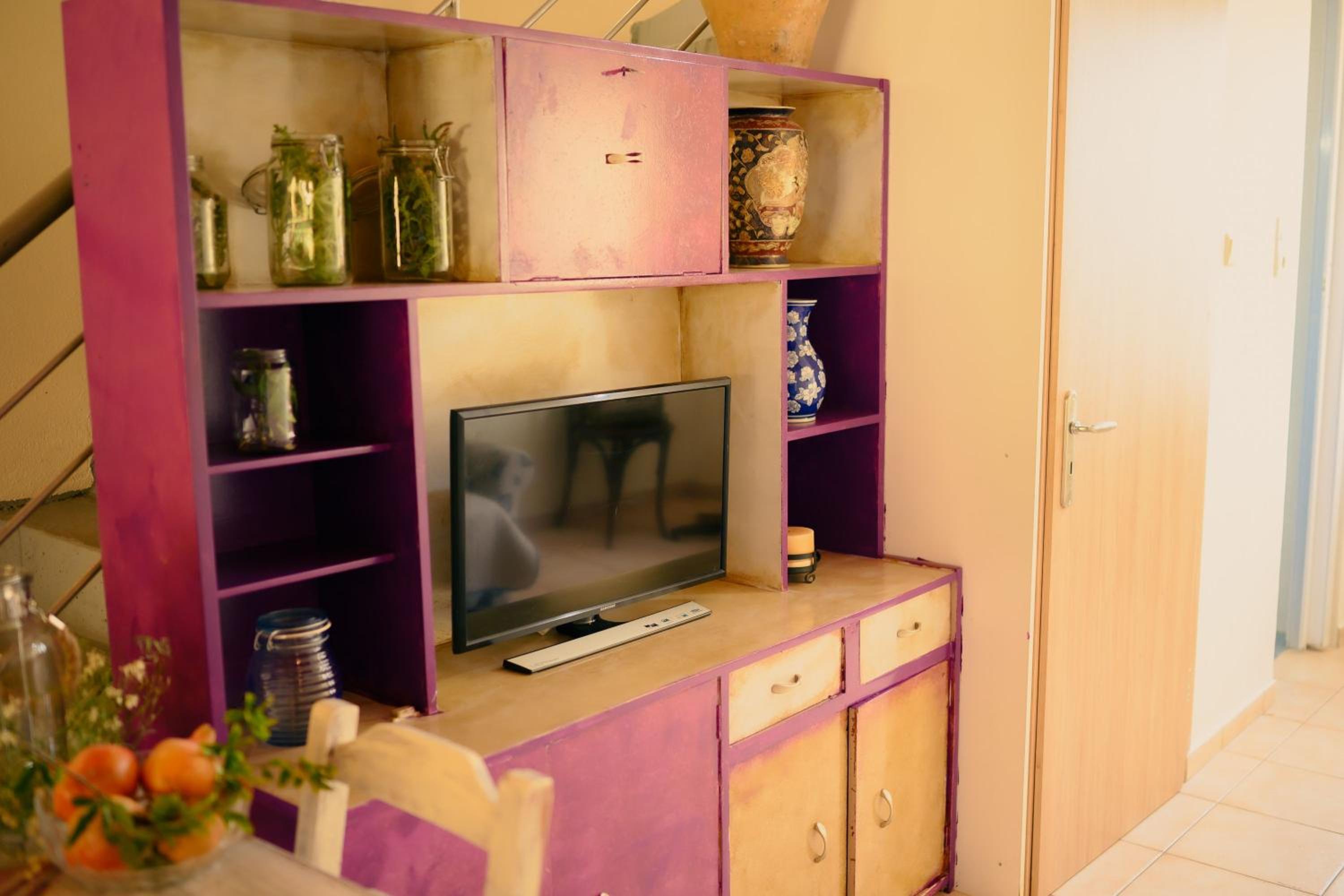 One-Bedroom House photo 1