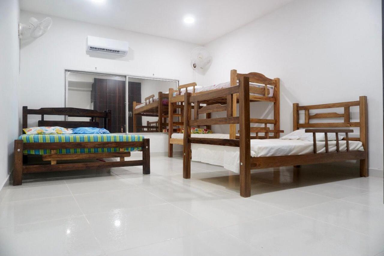 6-Bed Mixed Dormitory Room photo 1