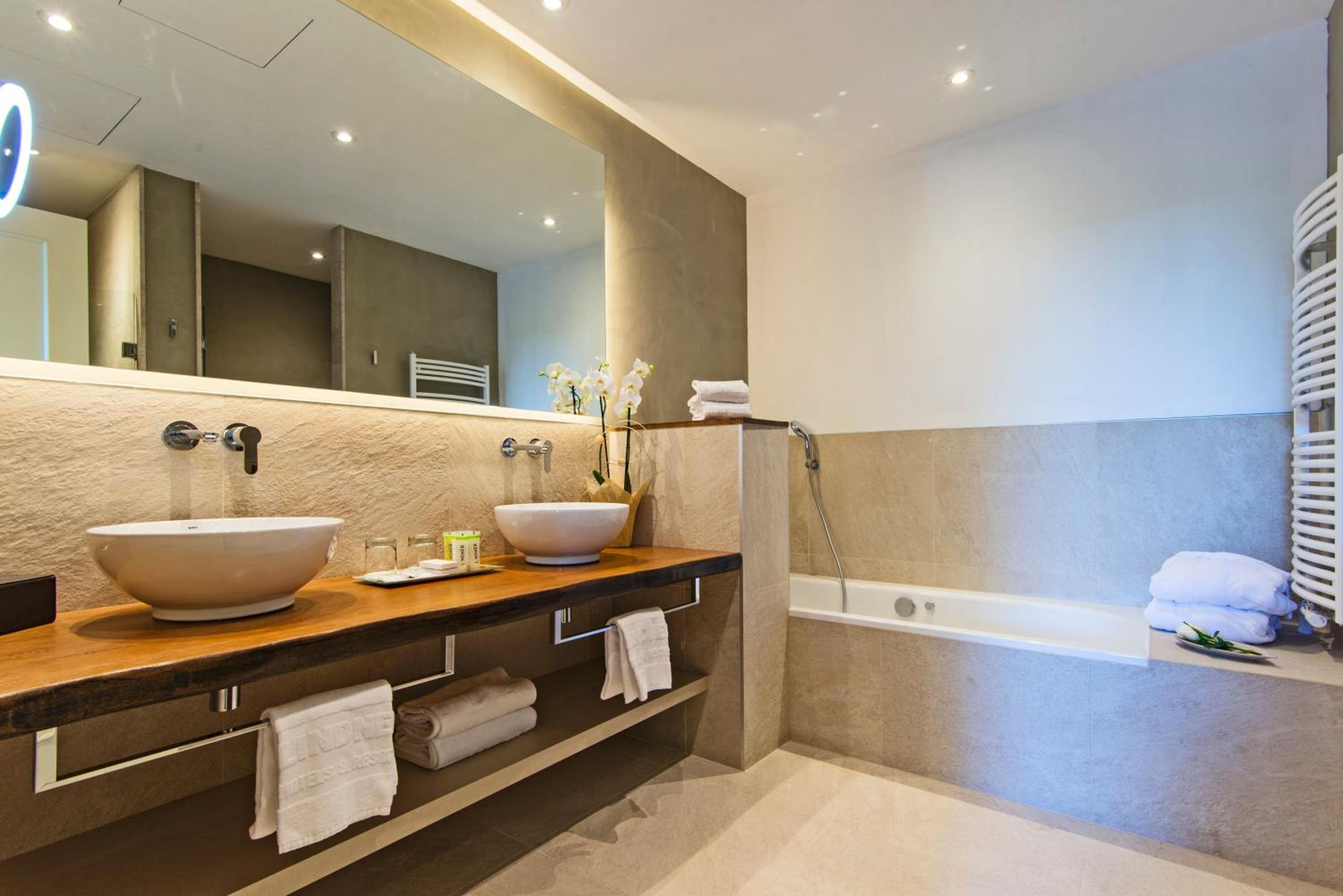 Mallorca Suite thumbnail 6