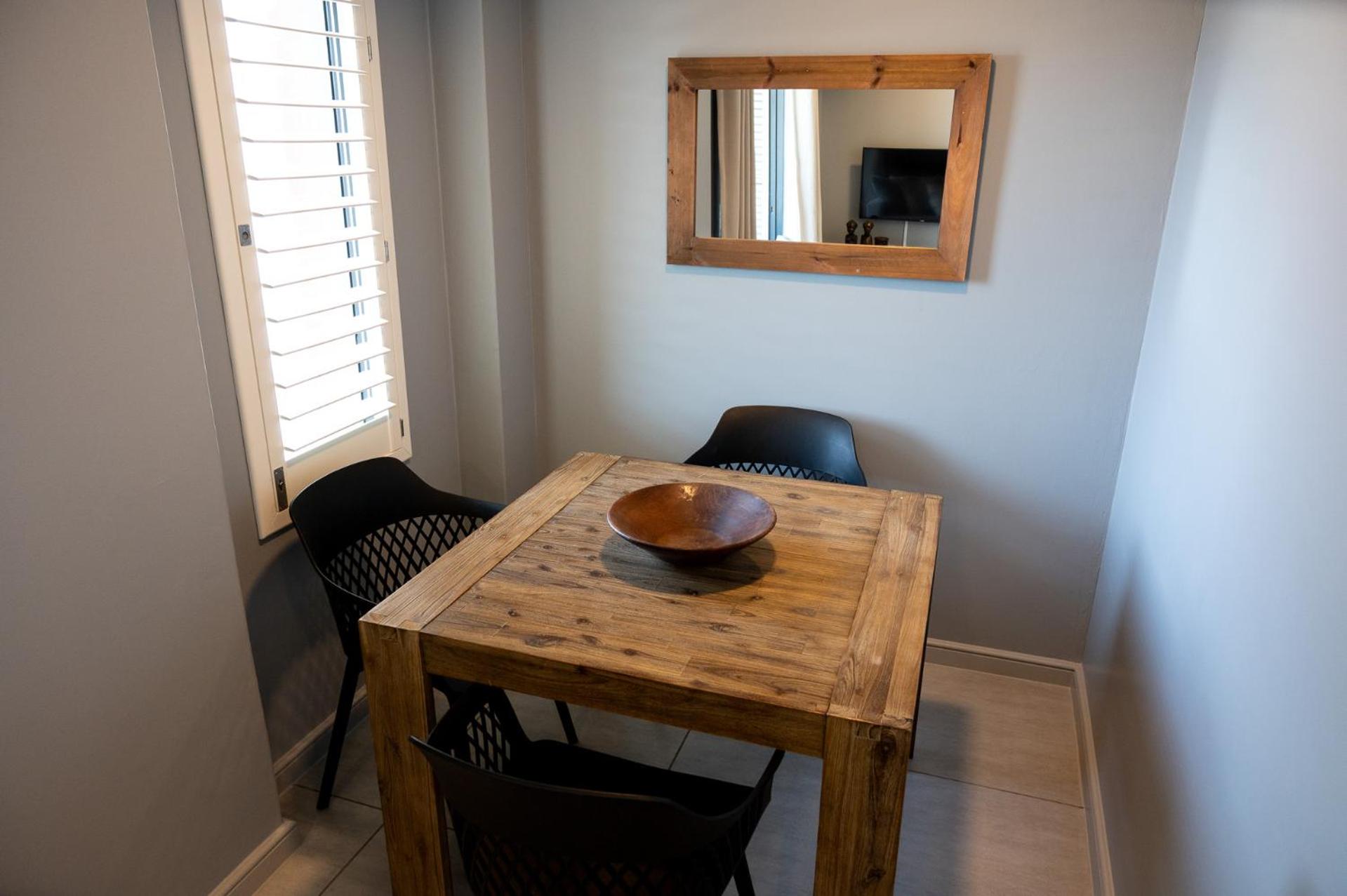 Apartment photo 3