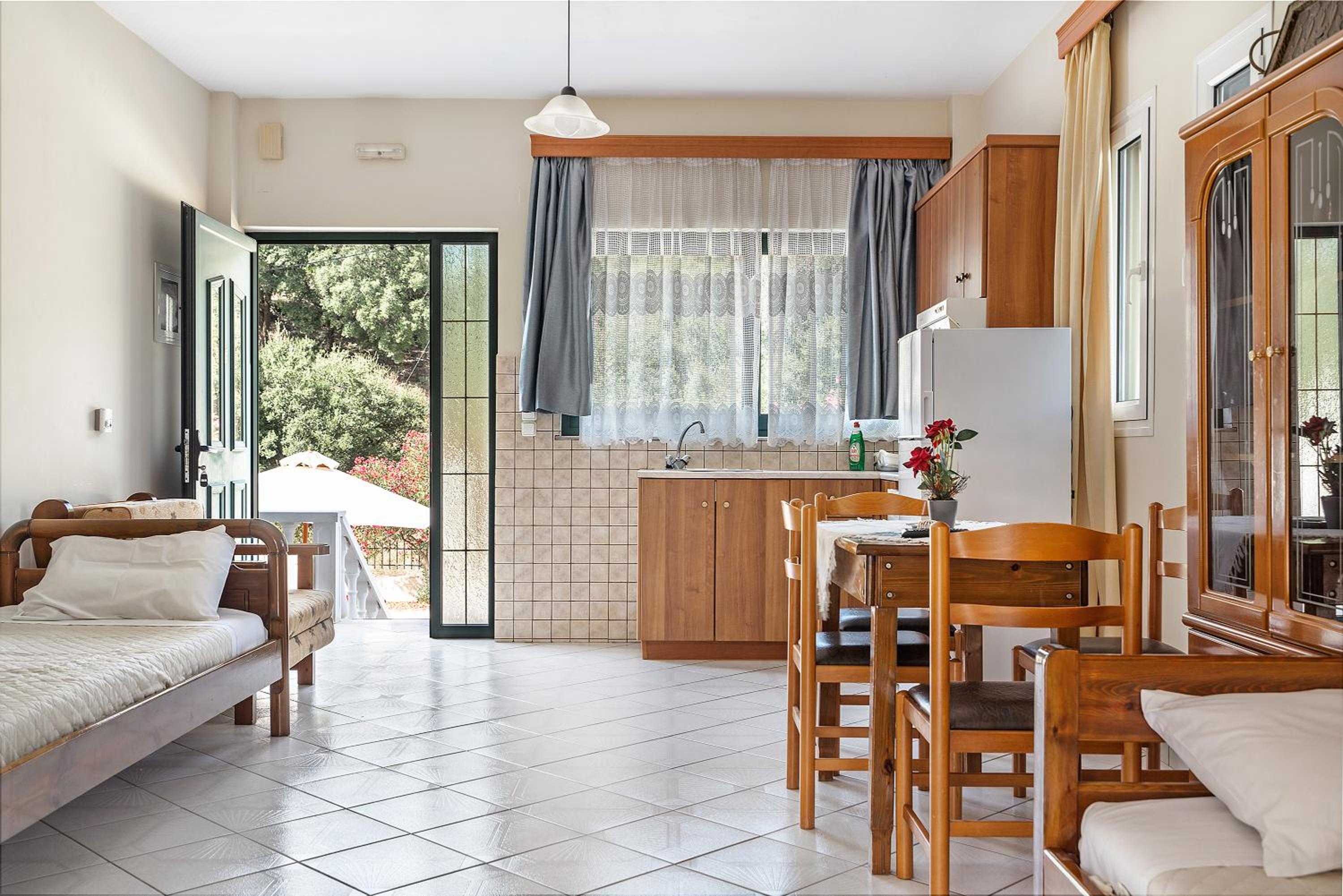 Superior One-Bedroom Apartment with Balcony photo 2