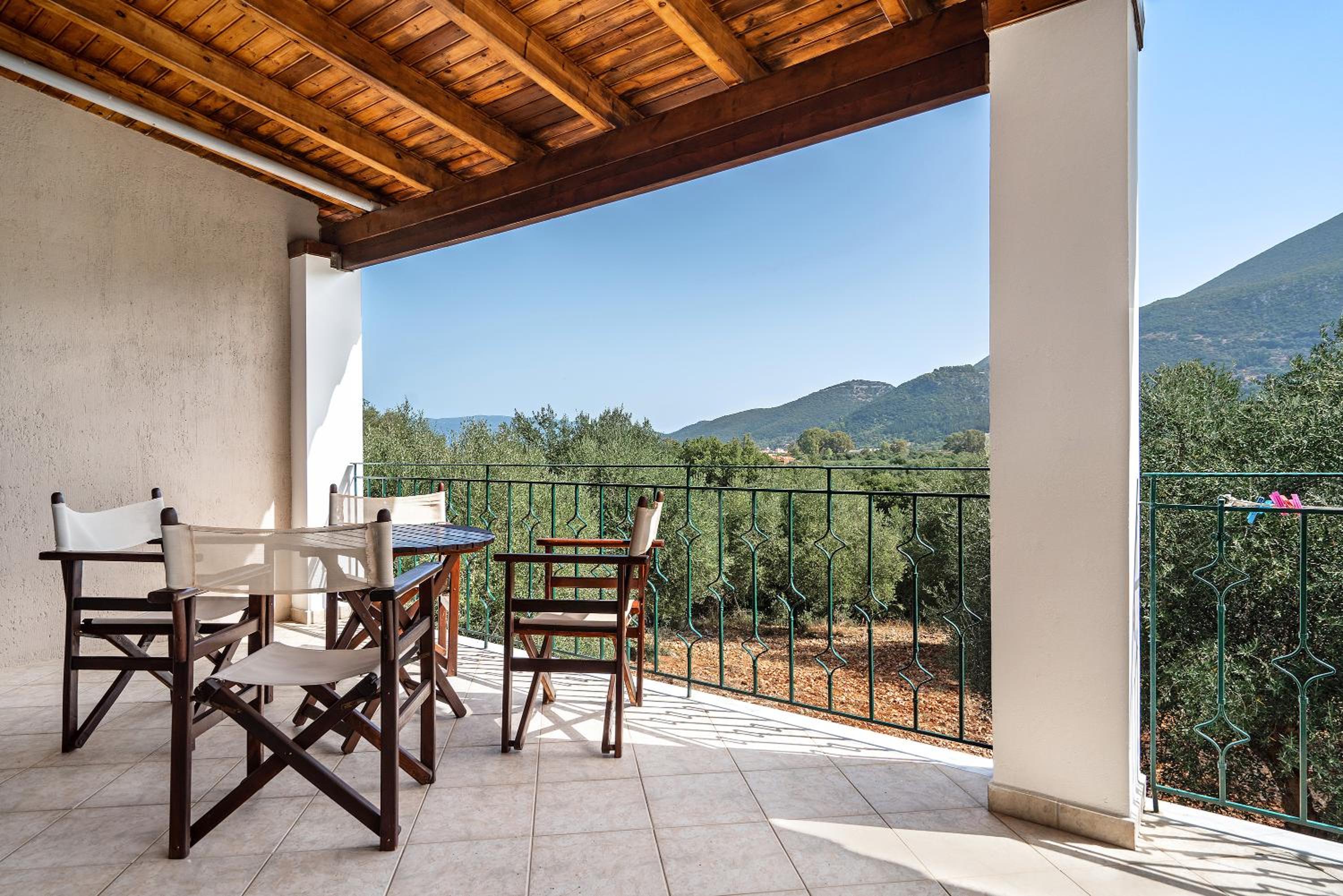 Superior One-Bedroom Apartment with Balcony photo 3