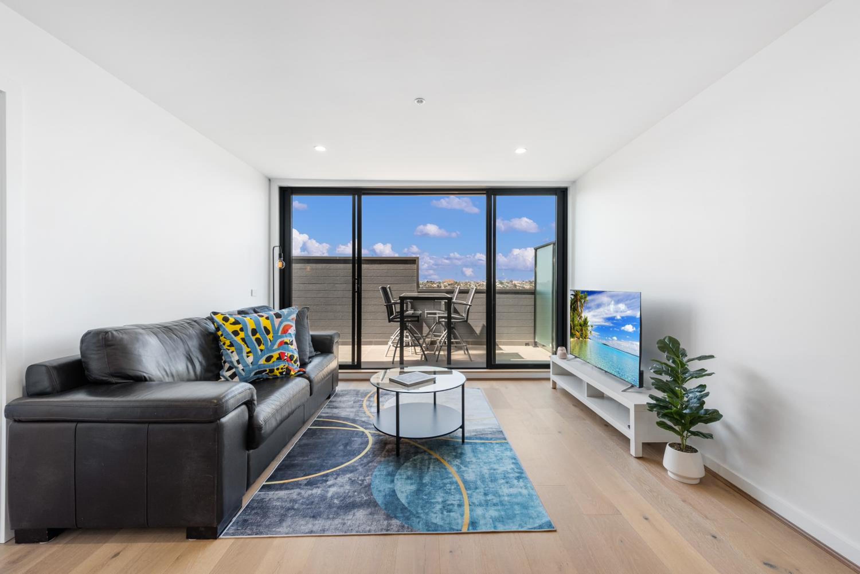 Deluxe Apartment