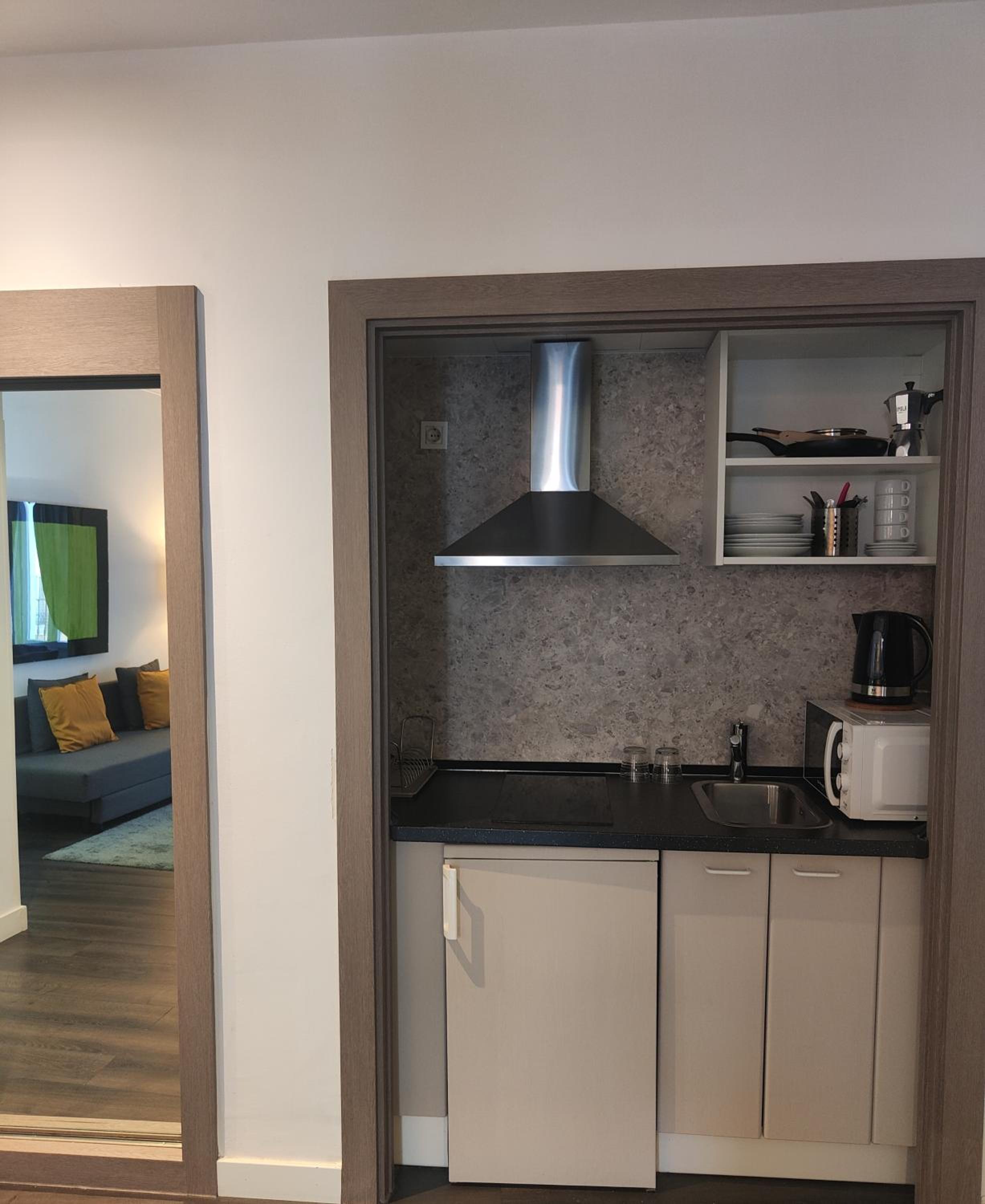One-Bedroom Apartment