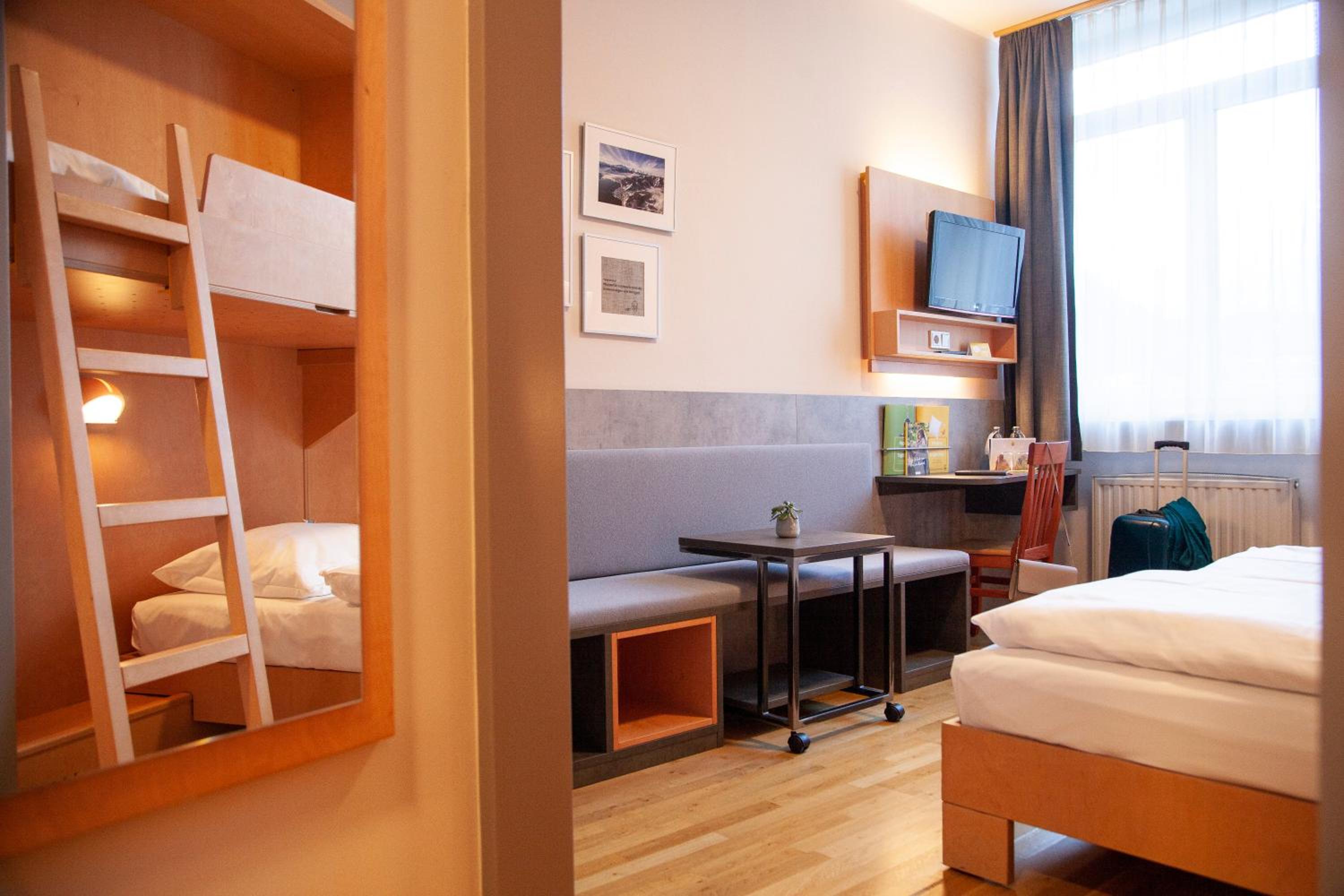 Triple Room - Photo 2