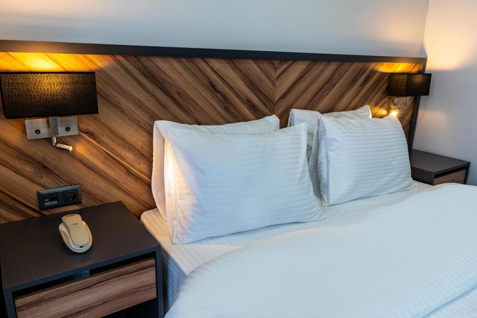 Suite with City View - Photo 3