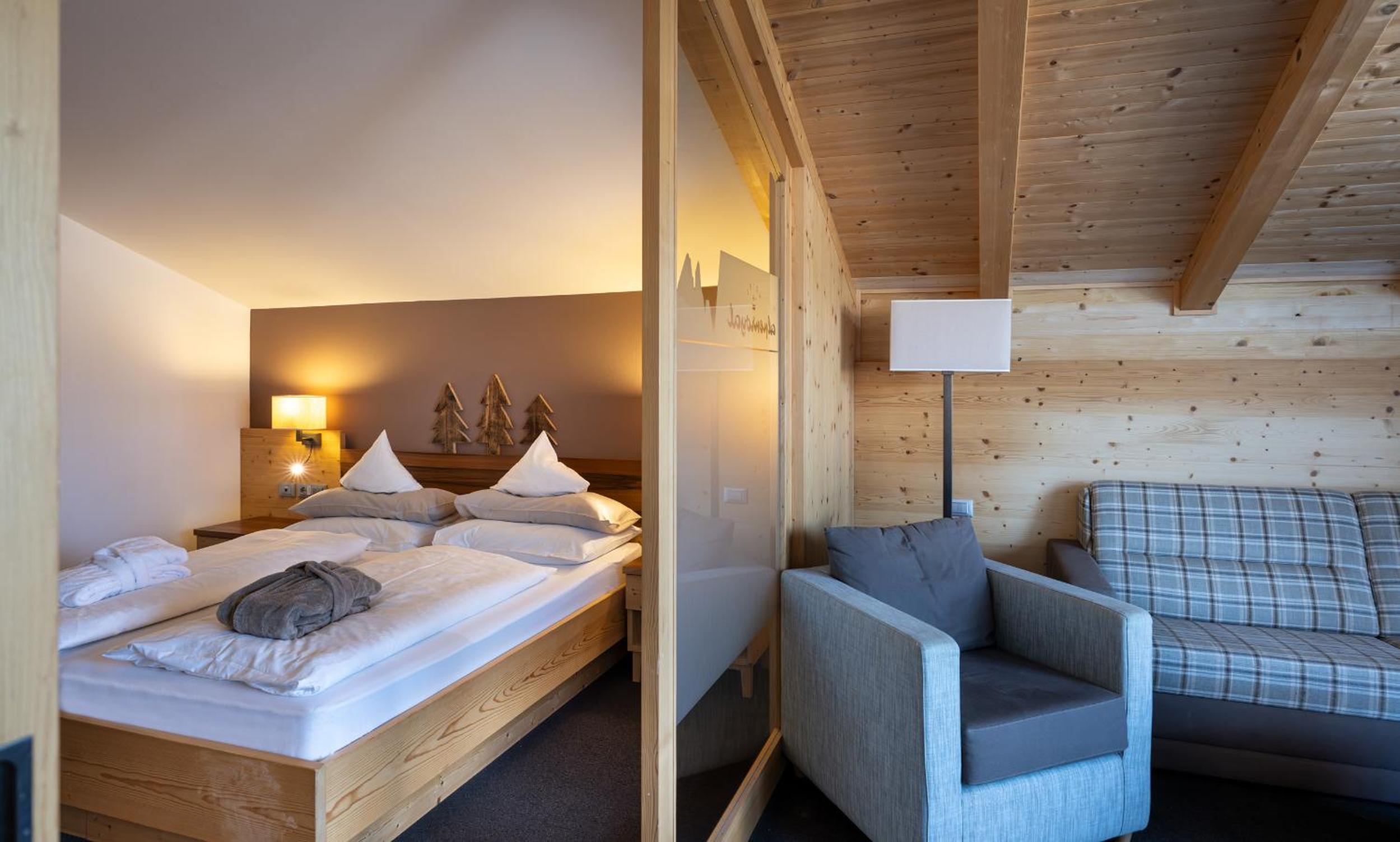 Suite with Balcony - Photo 1