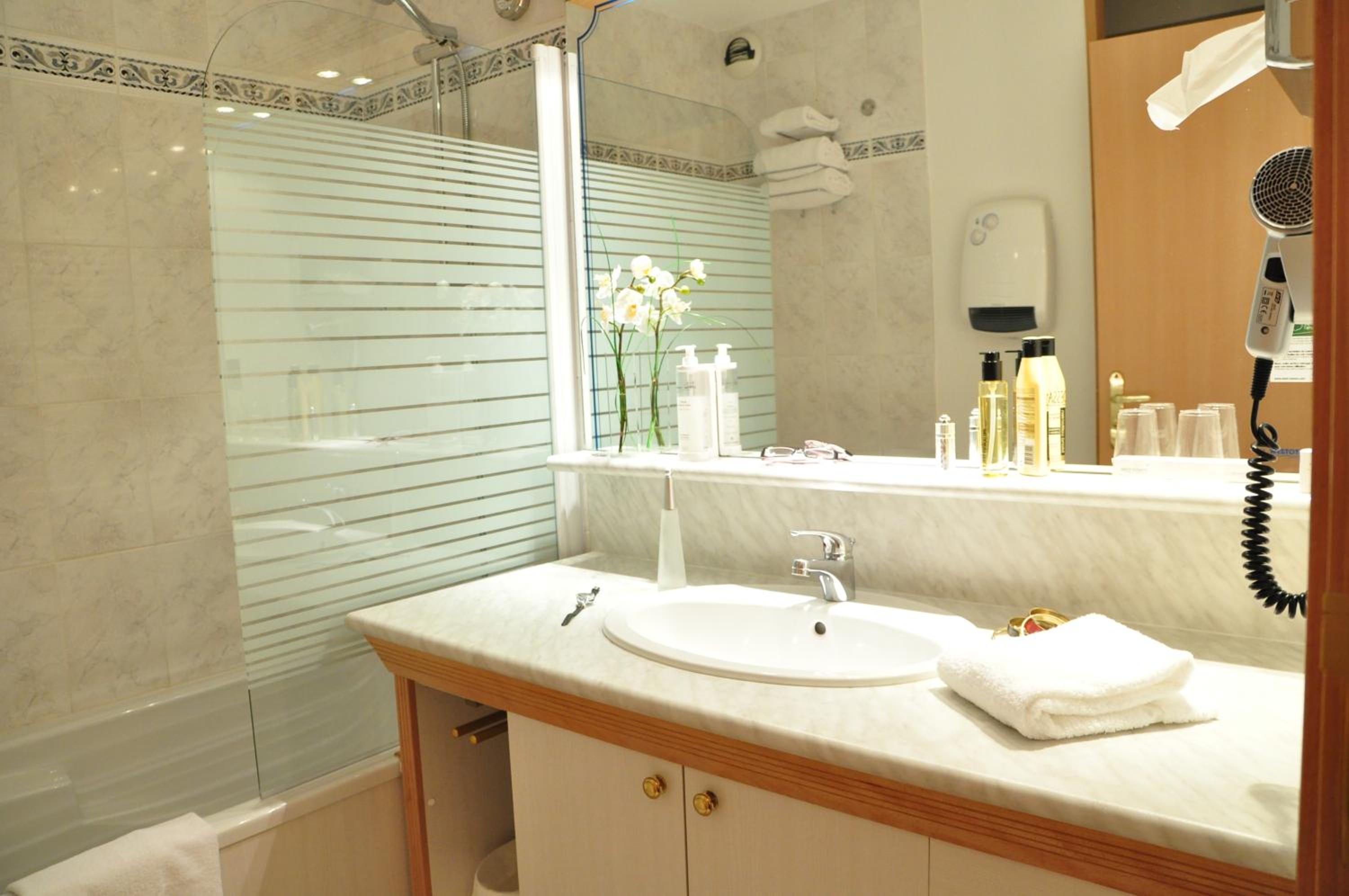 Prestige Suite photo 2