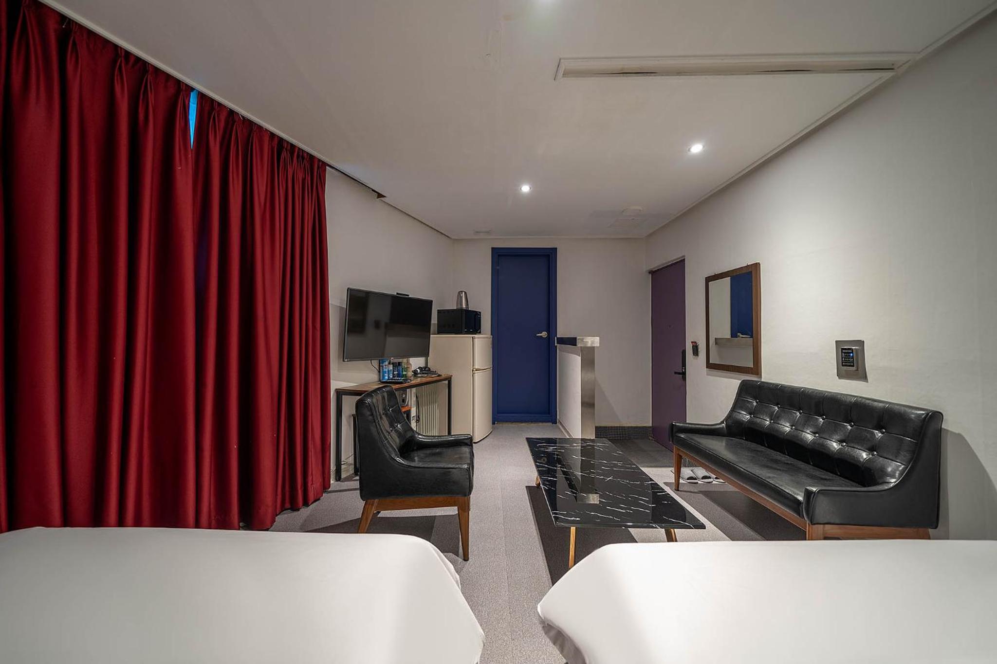 Superior Twin Room
