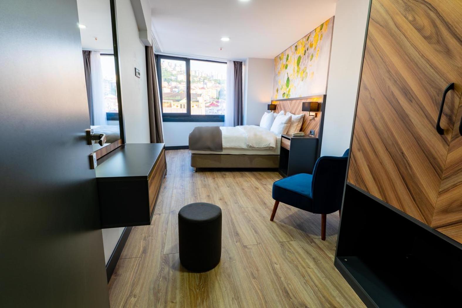 Family Room - Photo 1