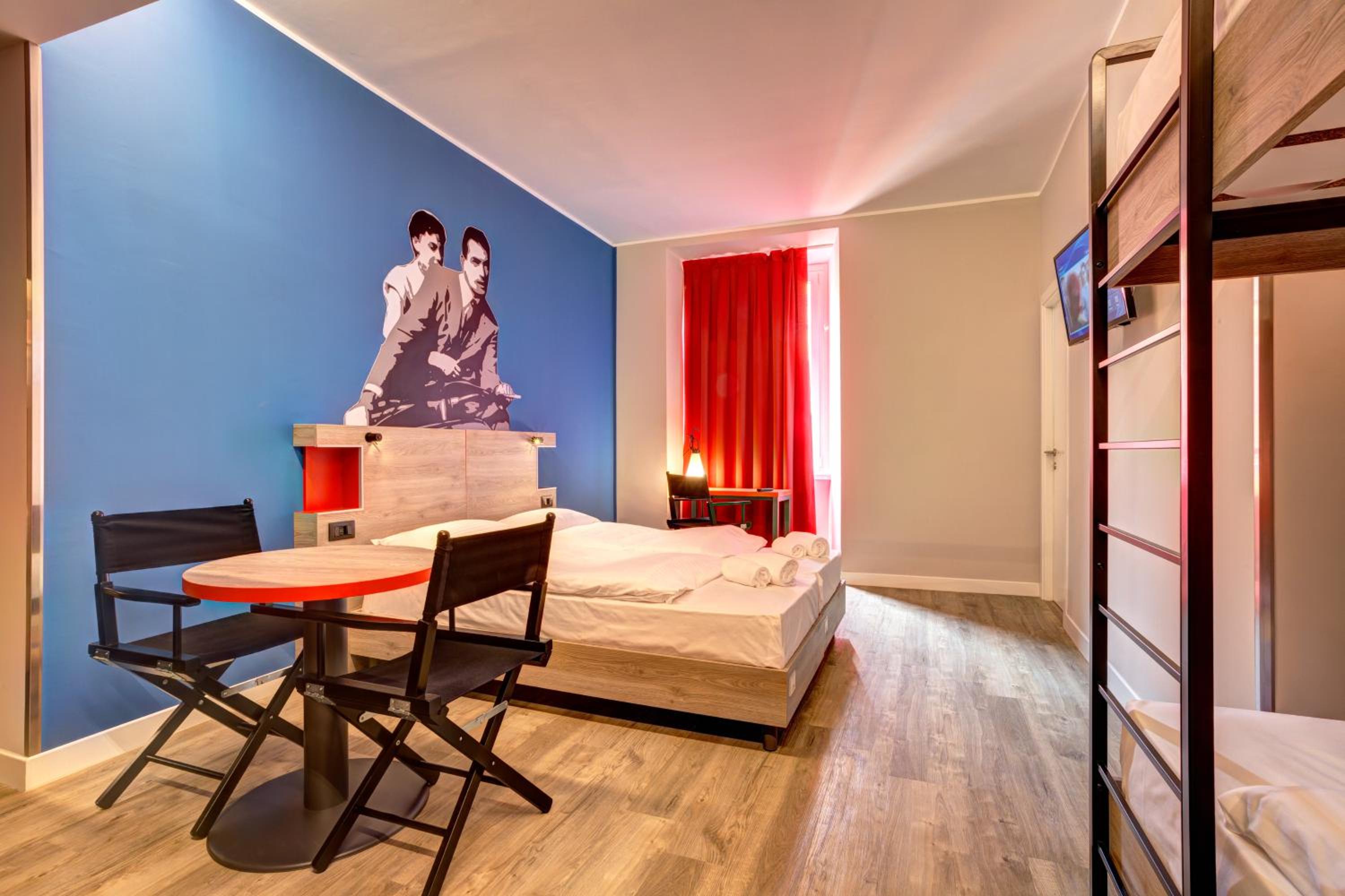 Bed in 4-Bed Mixed Dormitory Room photo 3