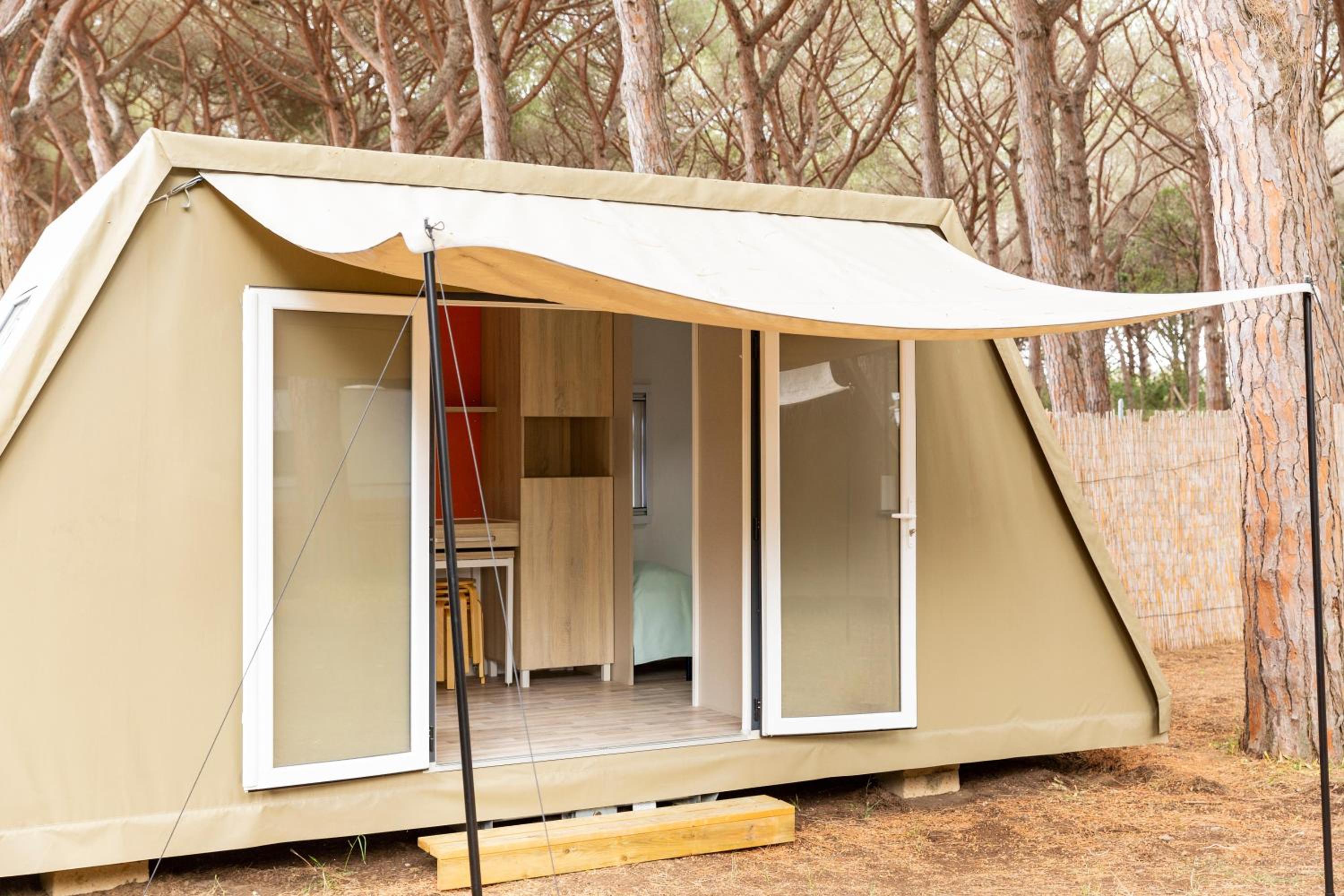 Tent - Photo 1
