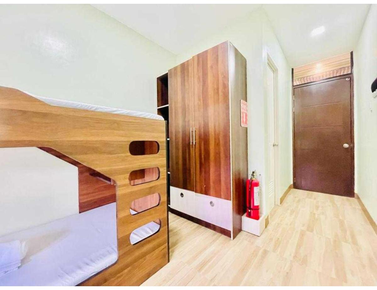Single Bed in Dormitory Room photo 3