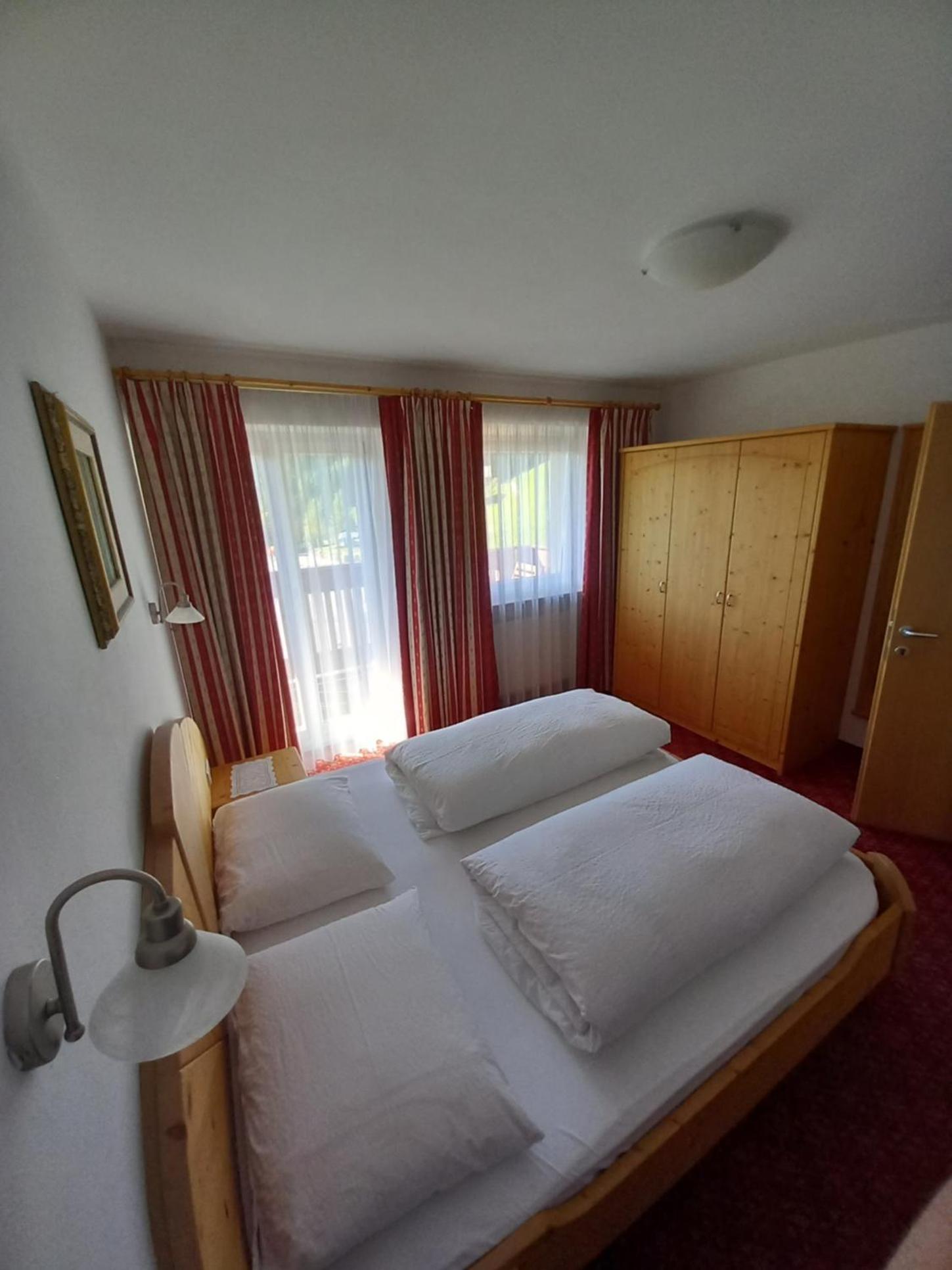 Deluxe Family Room - Photo 4