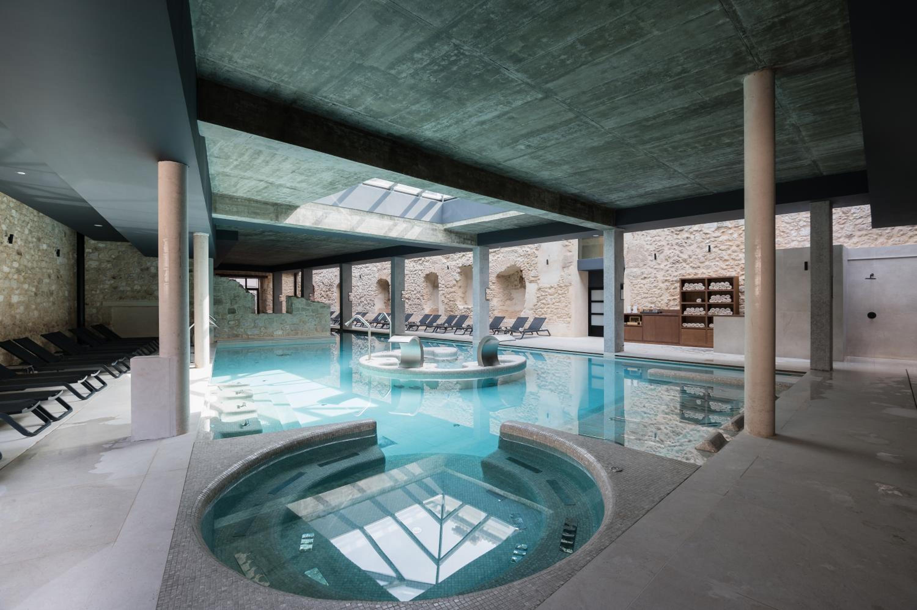 Superior Double or Twin Room with Spa Access - Photo 10