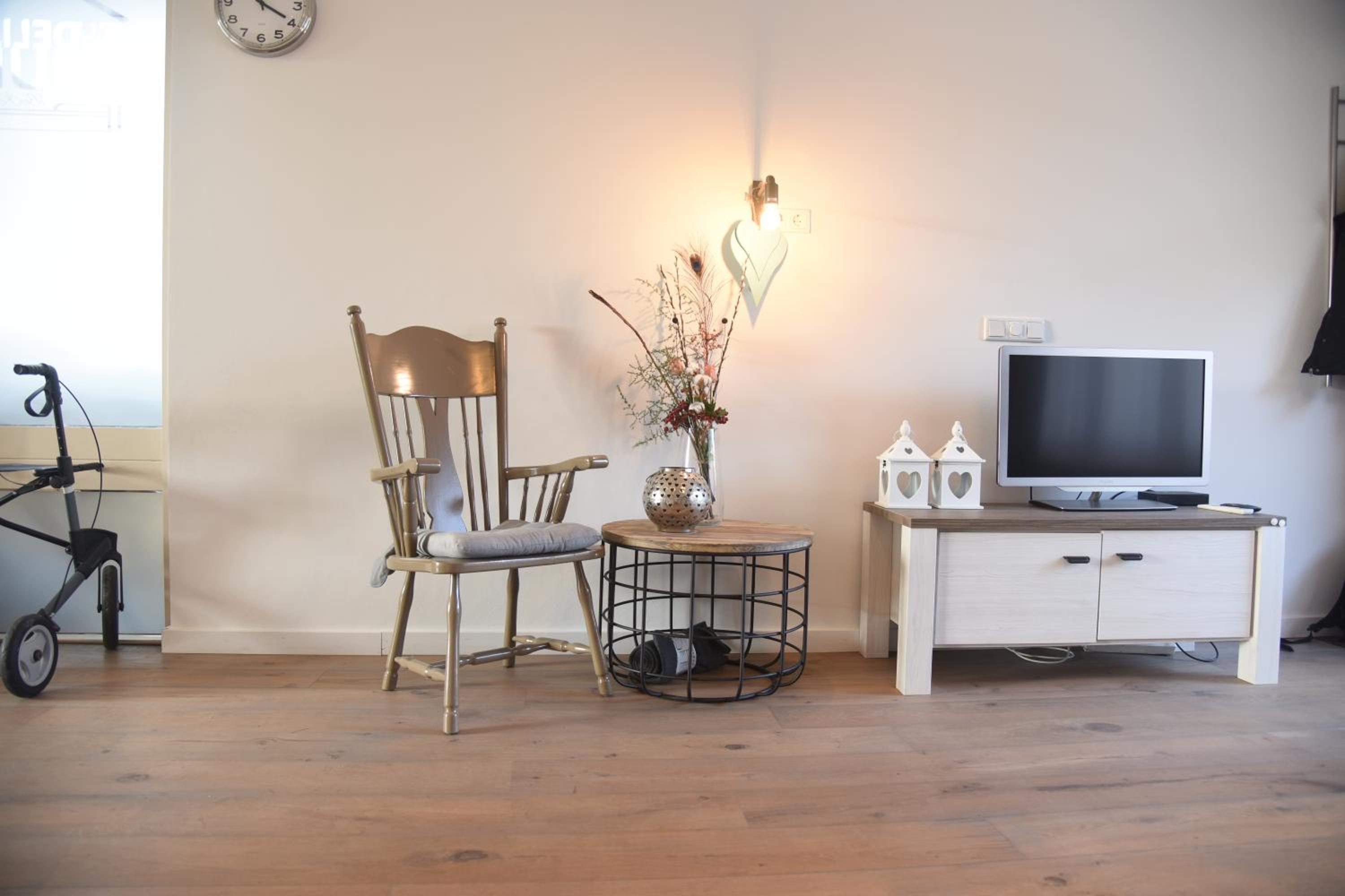 Large Single Room photo 2
