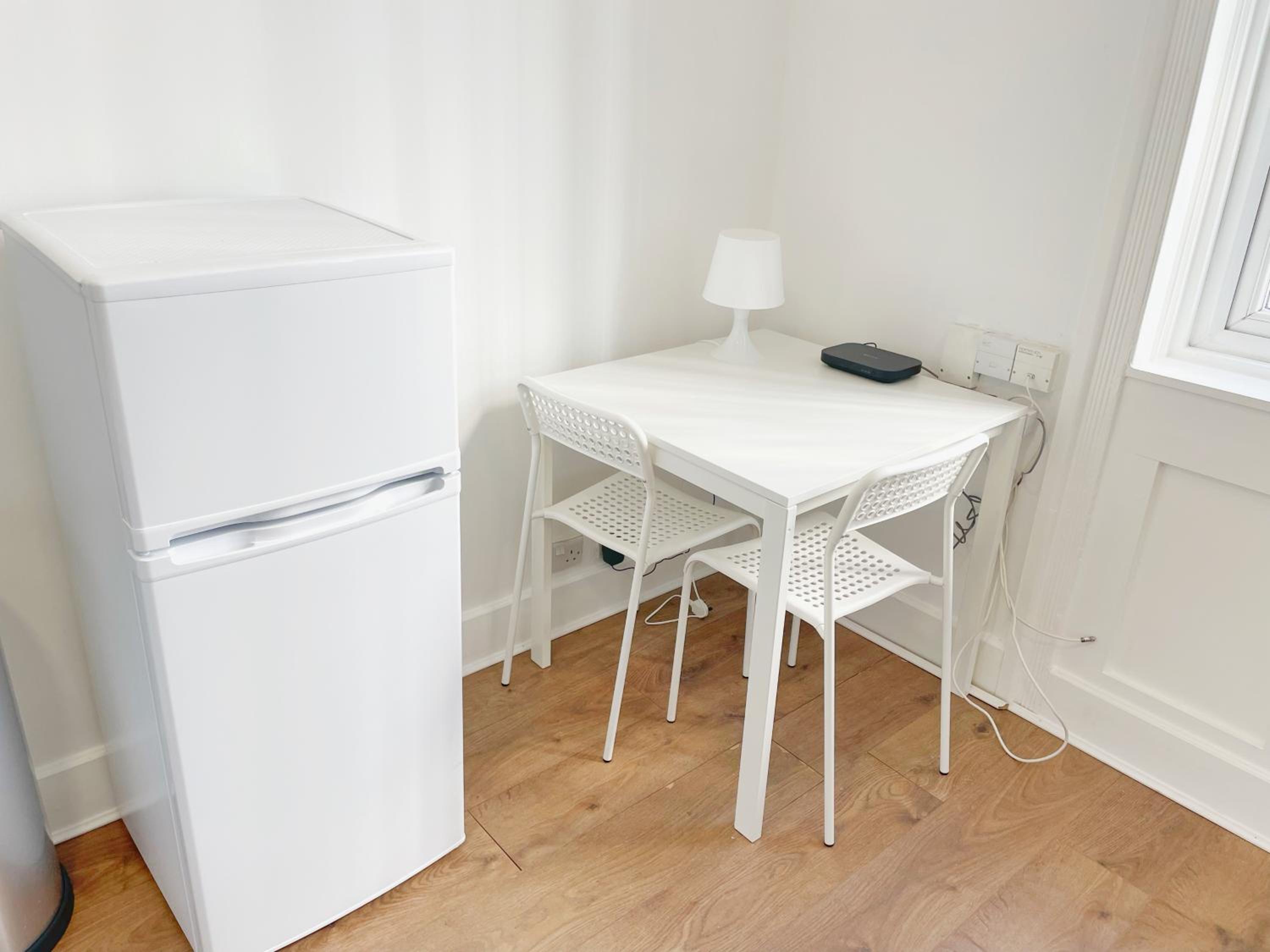 One-Bedroom Apartment photo 2