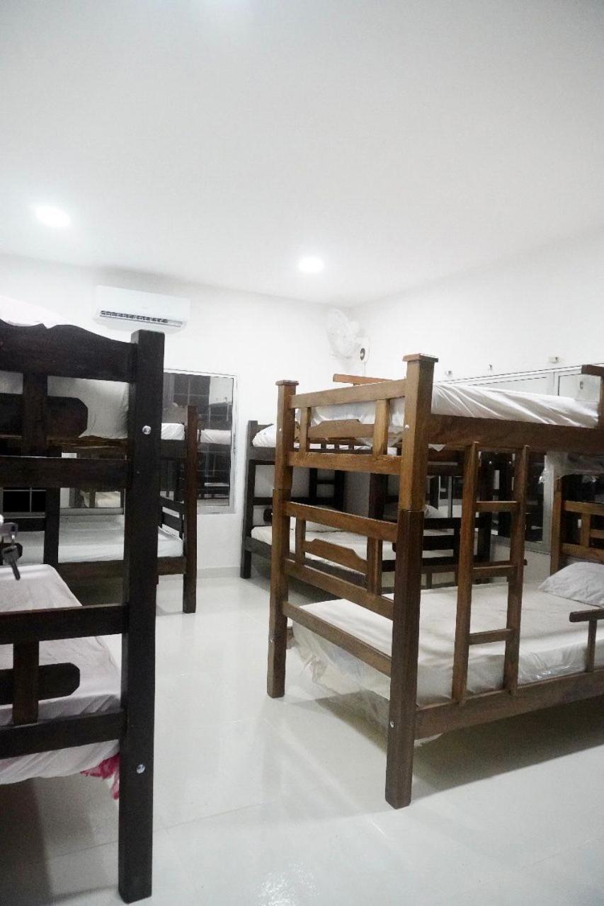 6-Bed Mixed Dormitory Room photo 2