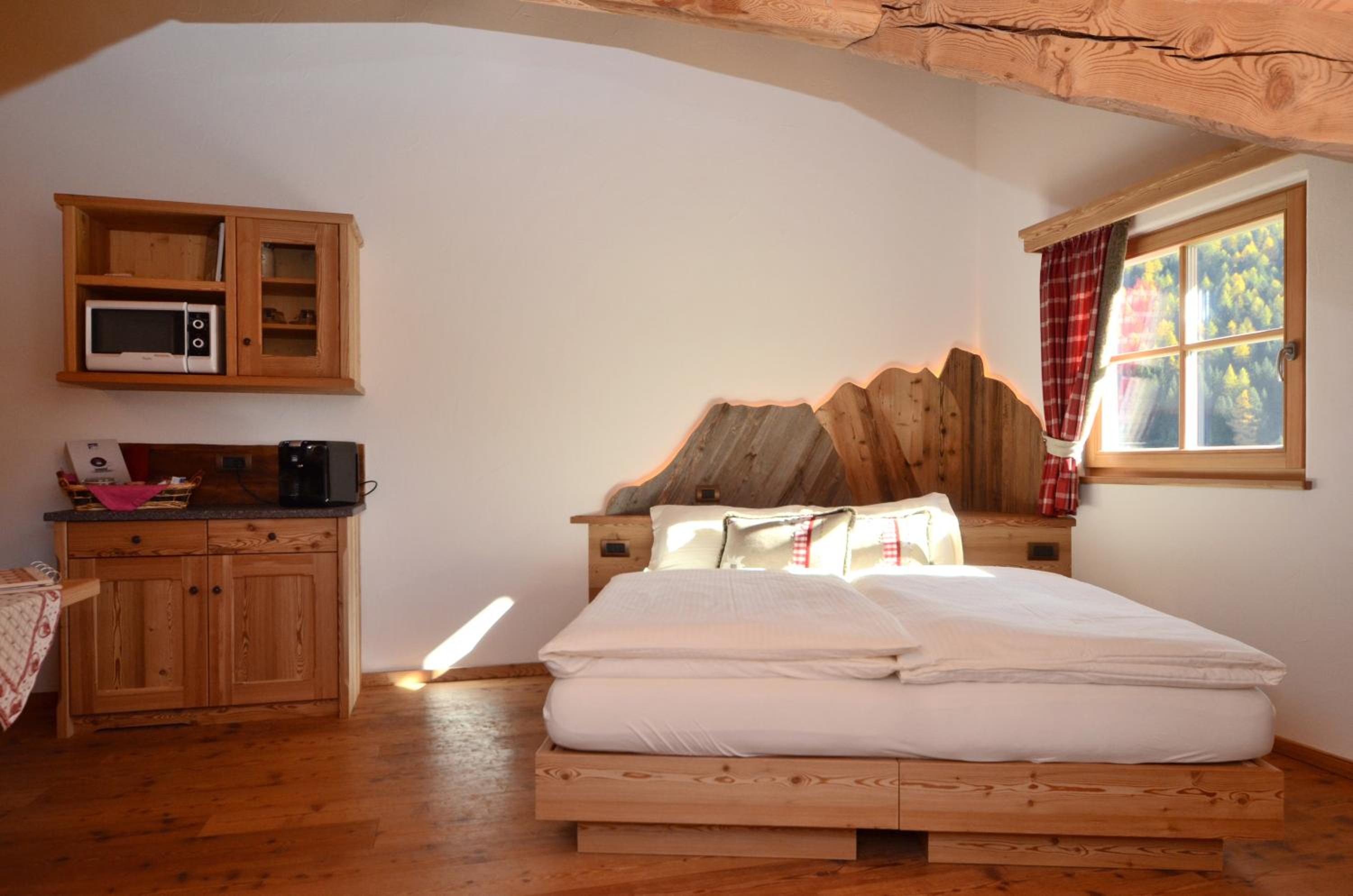 Large Double Room photo 2