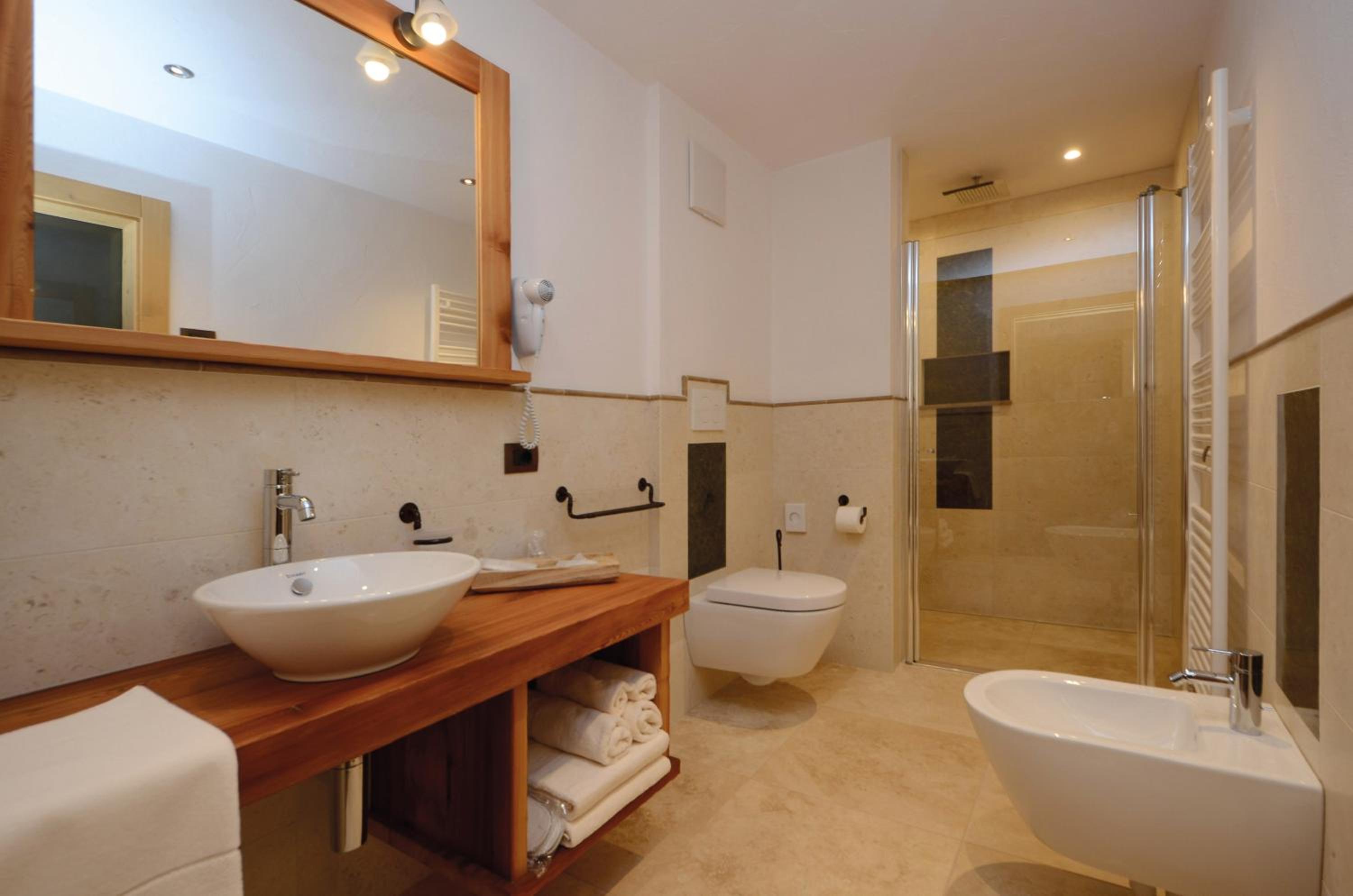 Economy Double Room photo 3