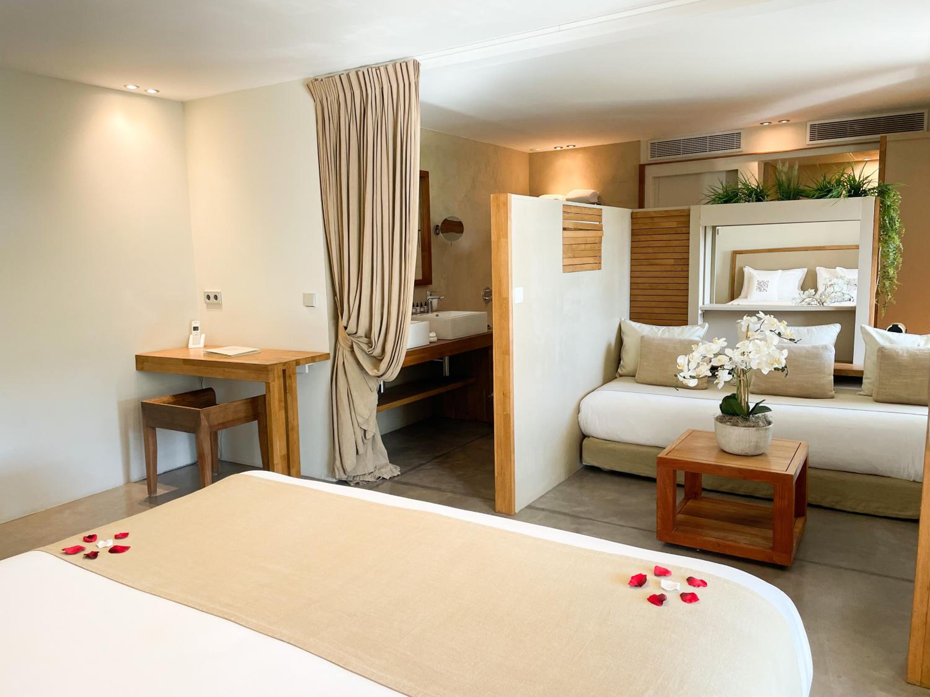 Royal Suite with Sea View and Terrace - Photo 8