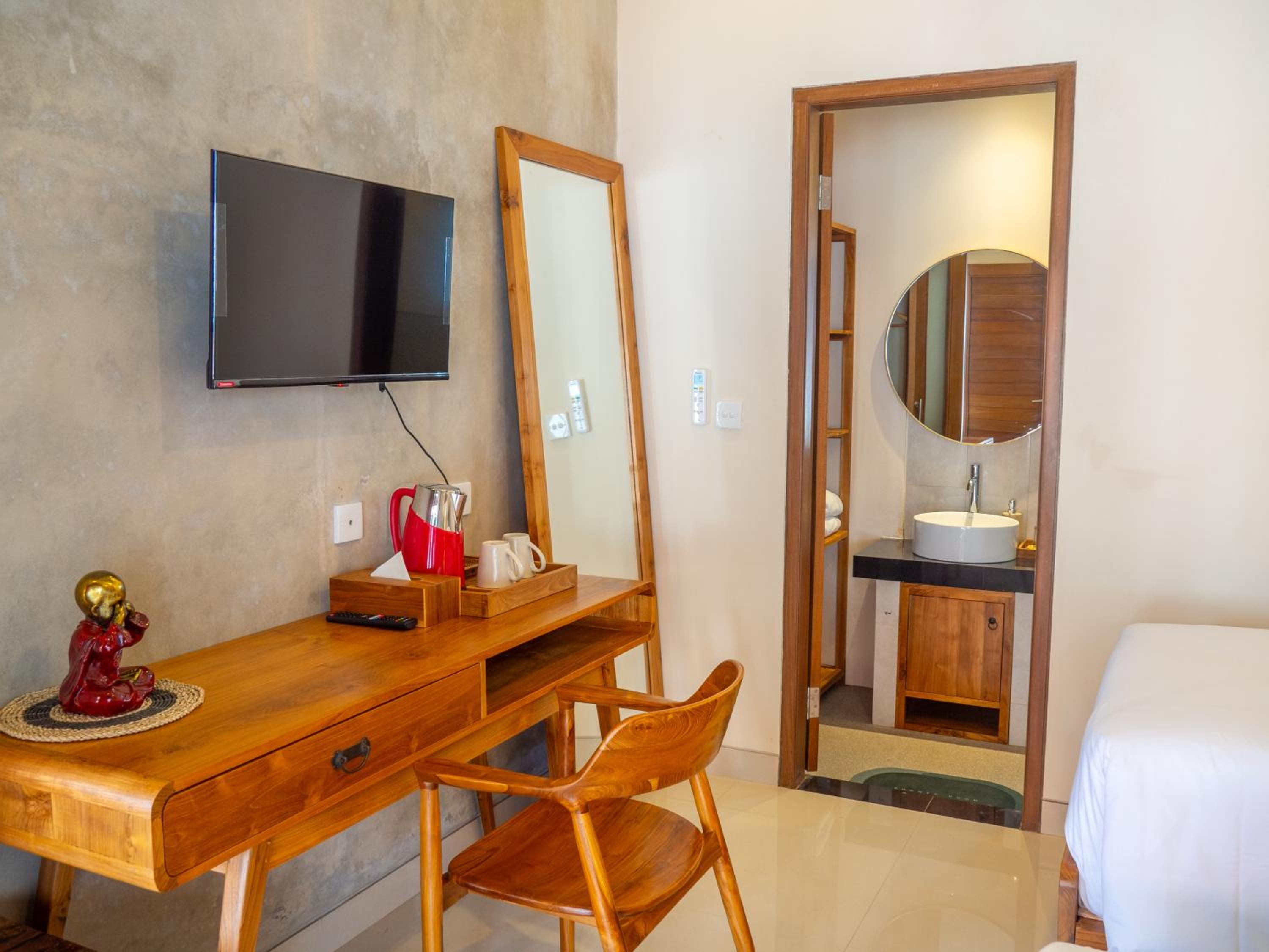 Double Room with Balcony - Photo 36