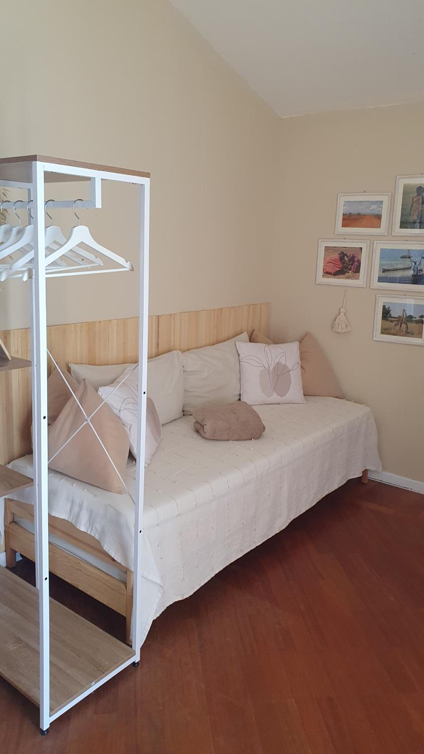 Triple Room with Bath photo 1