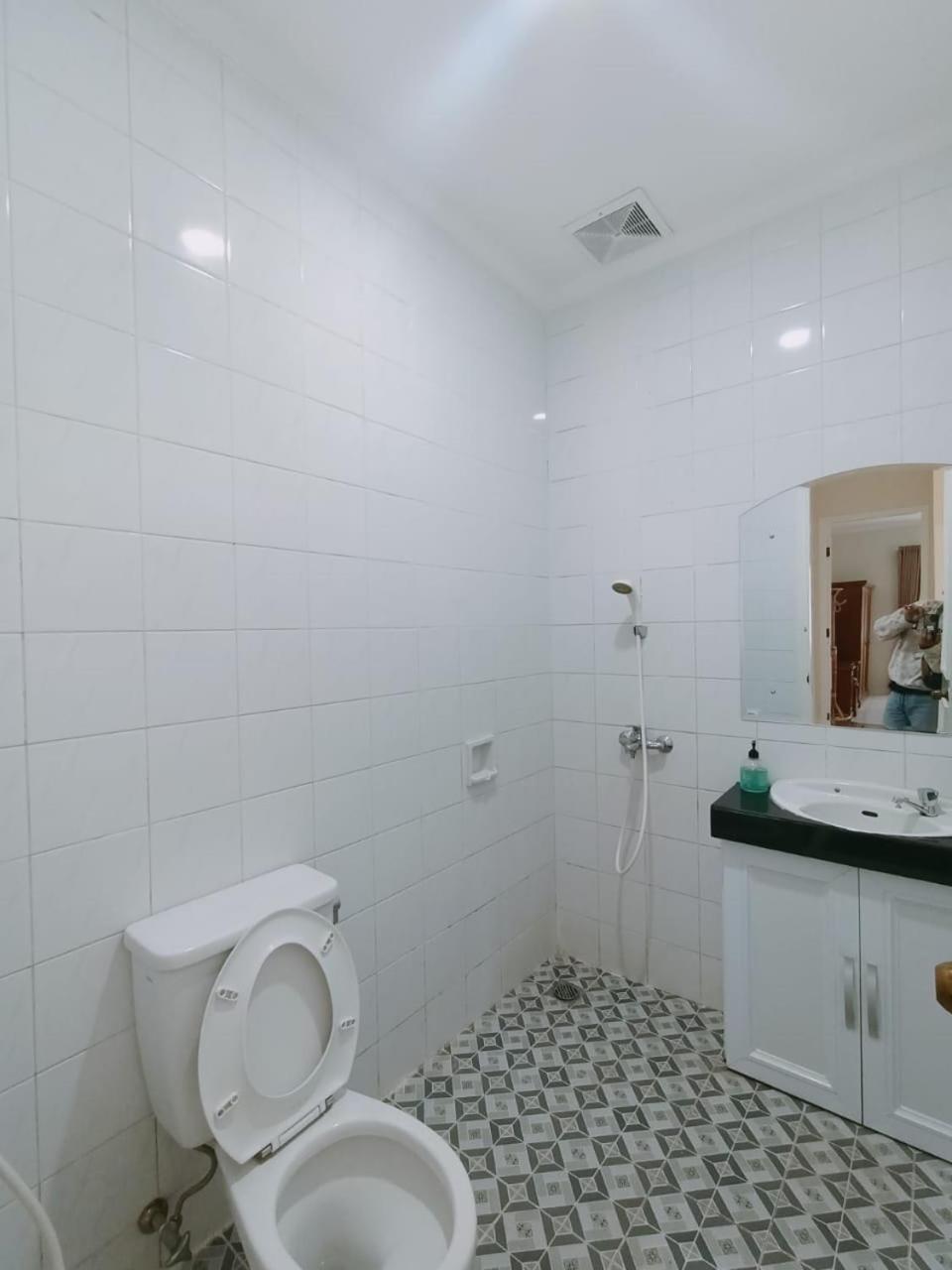 Three-Bedroom Villa photo 2