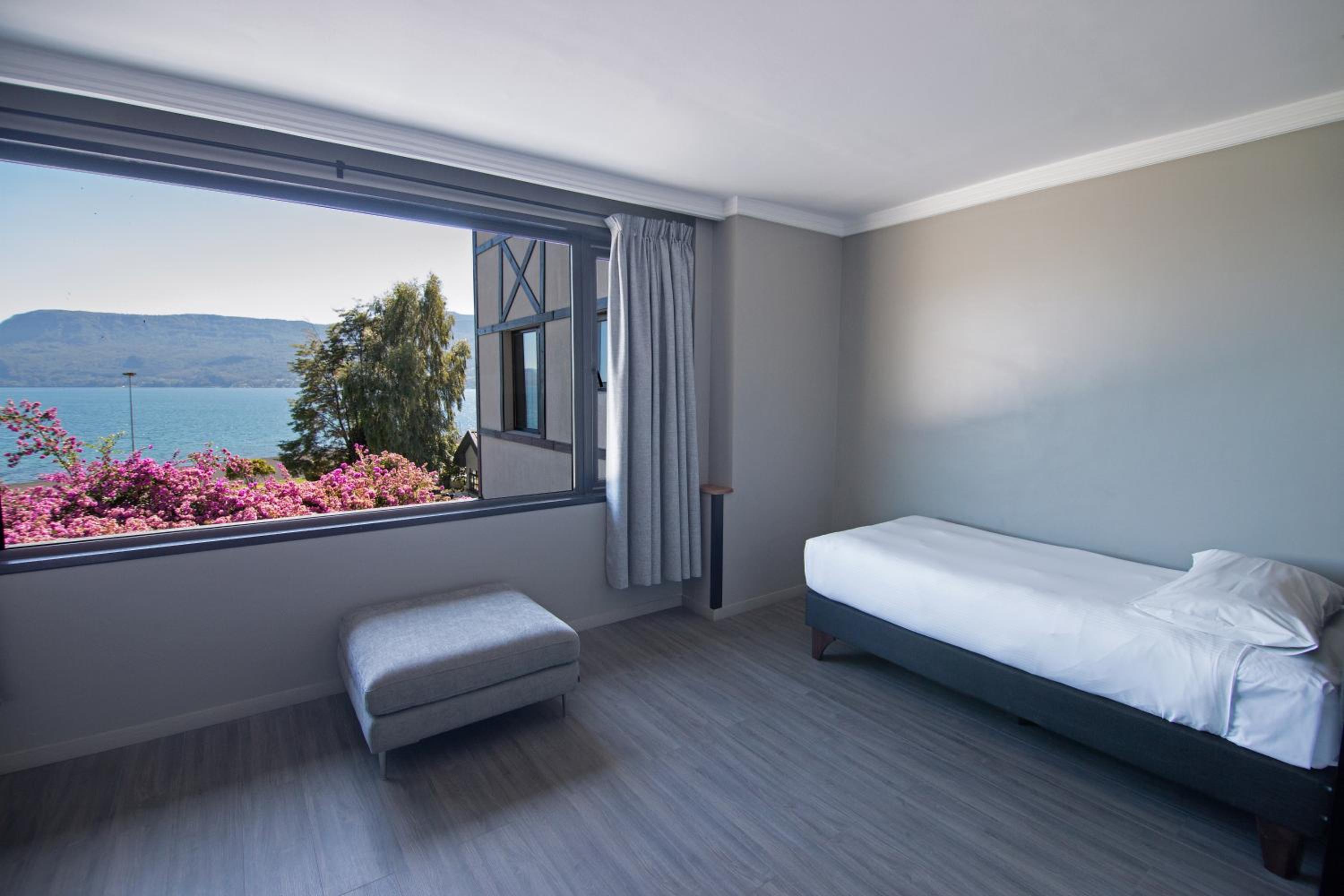 Suite (4 Adults) photo 3